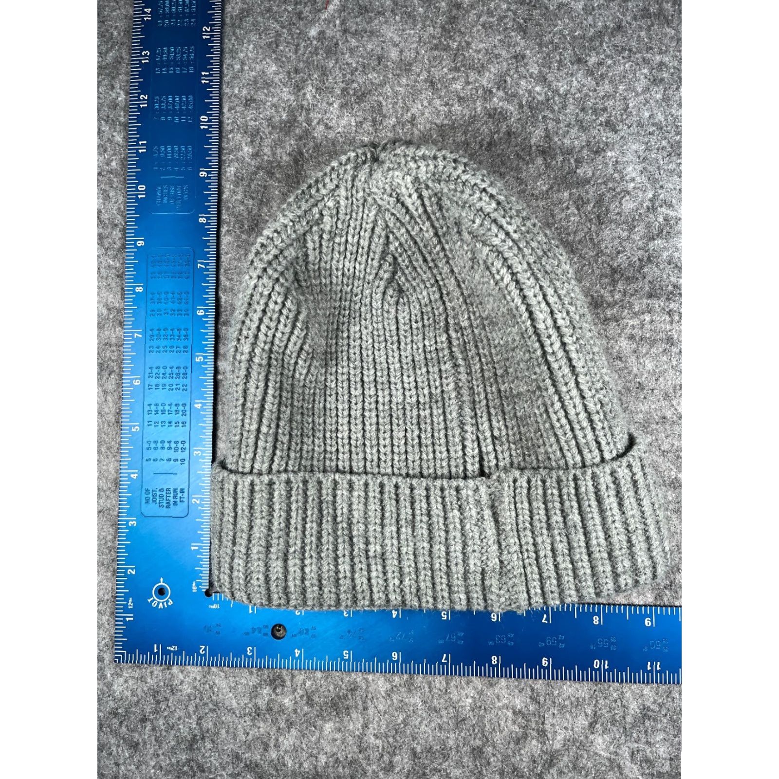 Vintage Dick's Sporting Goods Beanie Adult One Size Gray Knit 100% Acrylic Ski Hat/Cap Unisex Adults Beanie Gray Knit Winter Outdoor Ski Mens Women Size ONE SIZE - 4 Thumbnail
