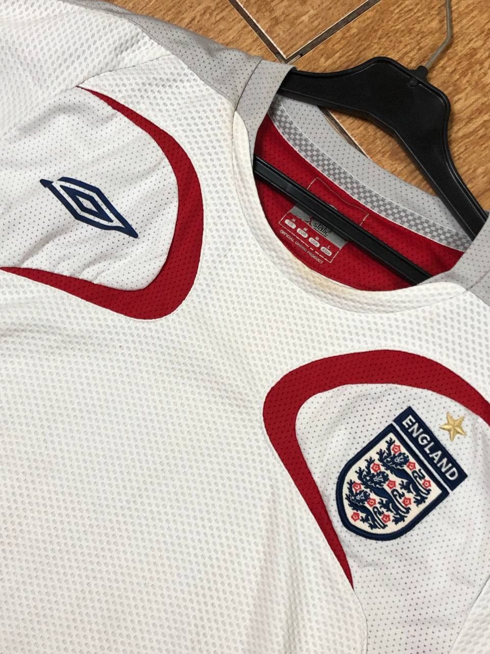 Umbro Sportwear T-Shirt Y2K Logo Umbro Vintage Jerseys Size US M / EU 48-50 / 2 - 2 Thumbnail