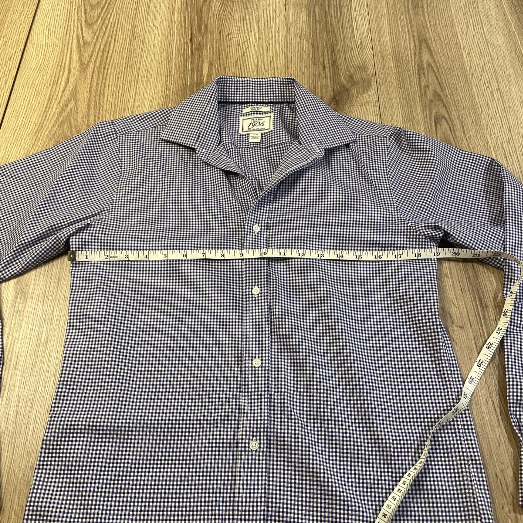 Jos. A. Bank VINTAGE Jos A Bank Men’s Button-Up Shirt Size 15-34 Long Sleeve Blue Plaid Casual Fashion Size US M / EU 48-50 / 2 - 4 Thumbnail