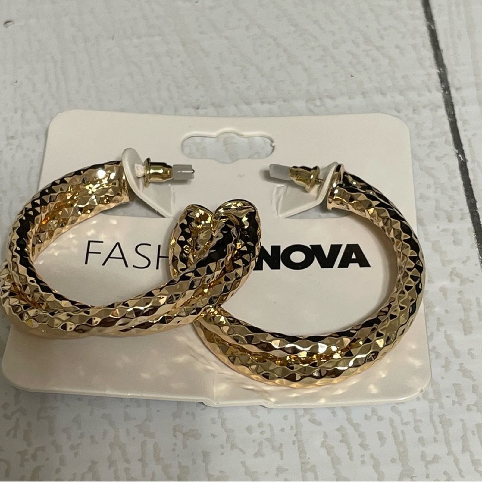 Other FASHION NOVA Overlapping Plans Earrings NWT Size ONE SIZE - 1 Thumbnail
