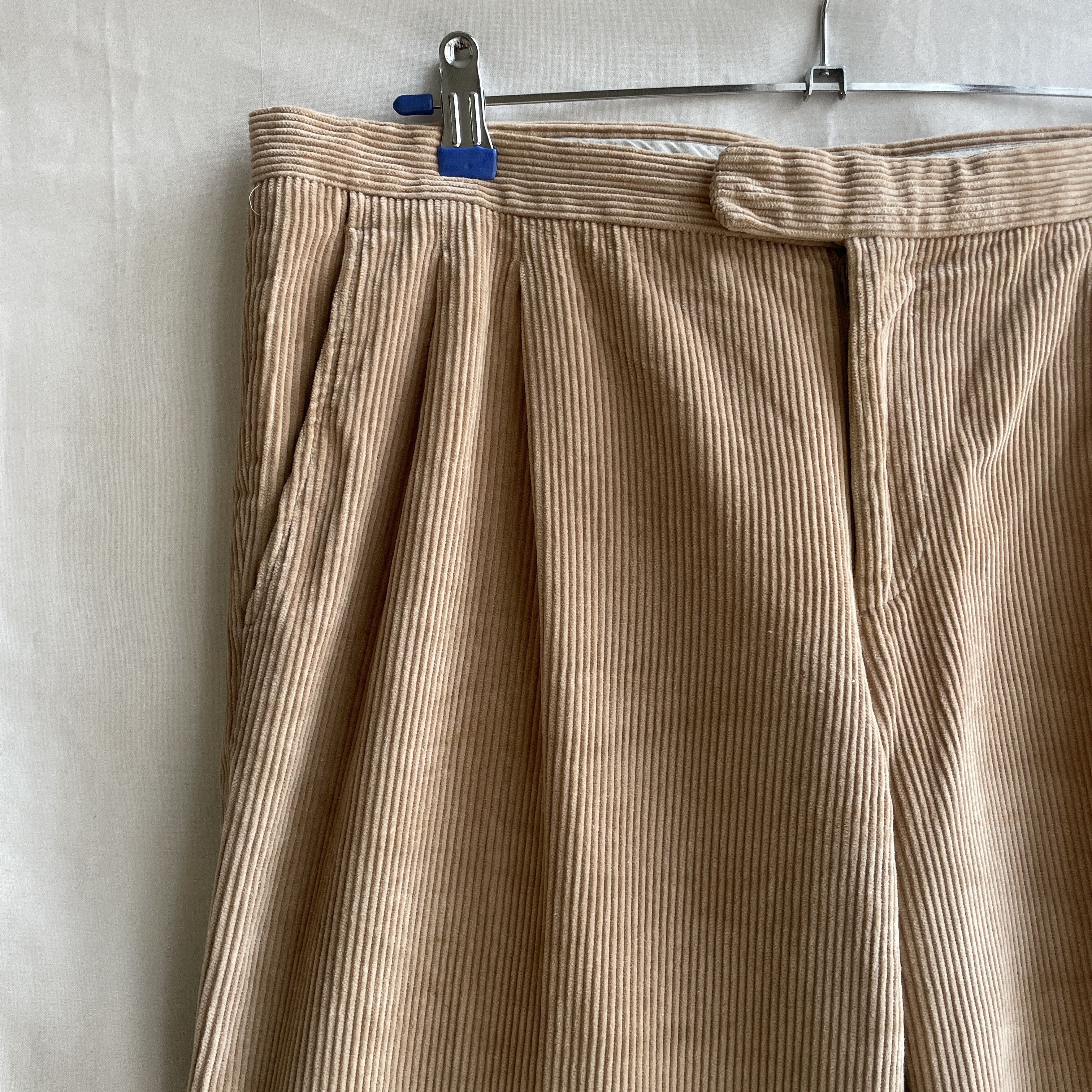 Gianfranco Ferre Gianfranco Ferre VTG Double Pleat Straight Corduroy Pants Size US 34 / EU 50 - 5 Thumbnail