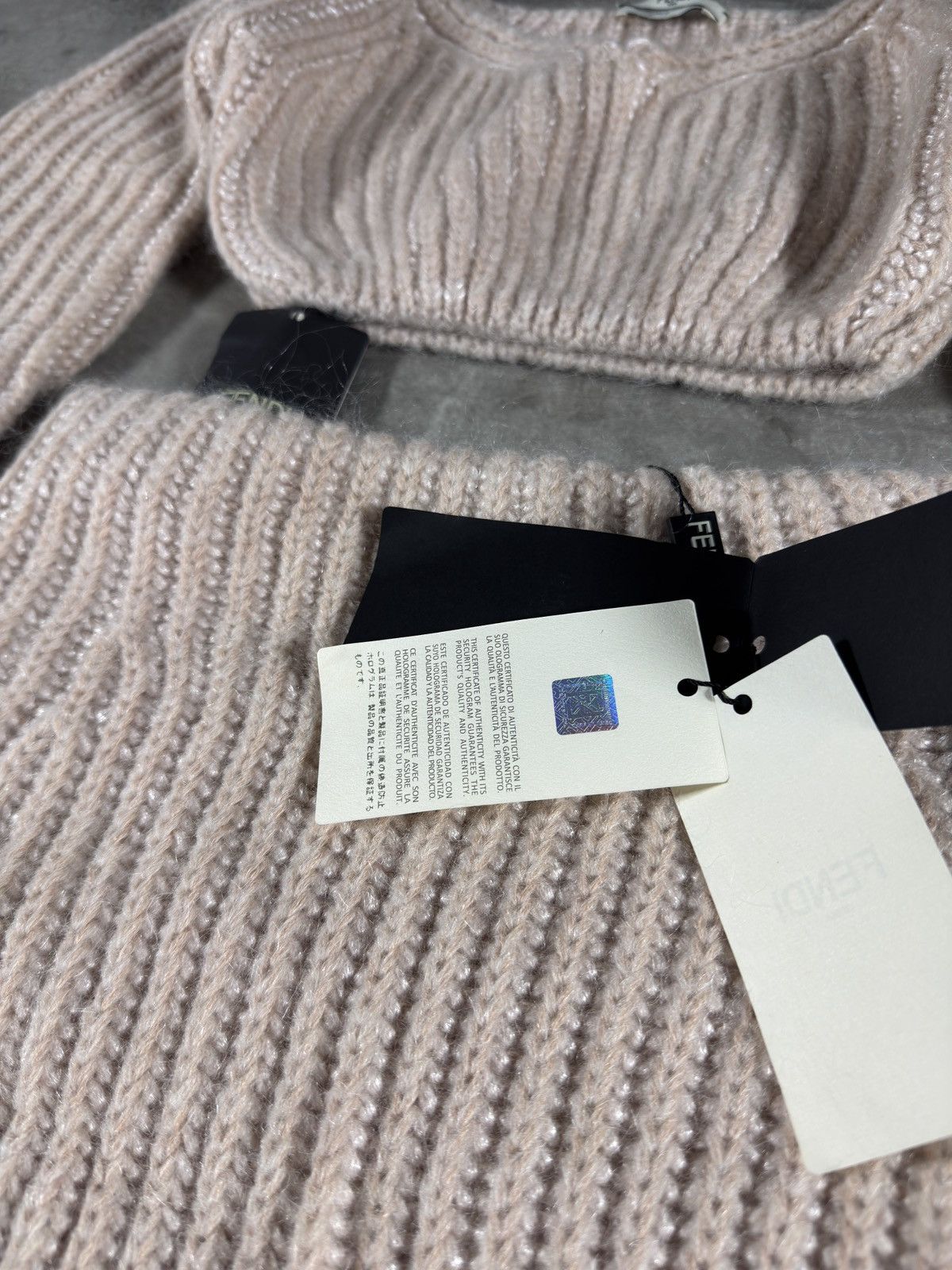 Fendi Fendi Knit Two-Piece Set Beige top Shirt cashmere silk Size S / US 4 / IT 40 - 5 Thumbnail