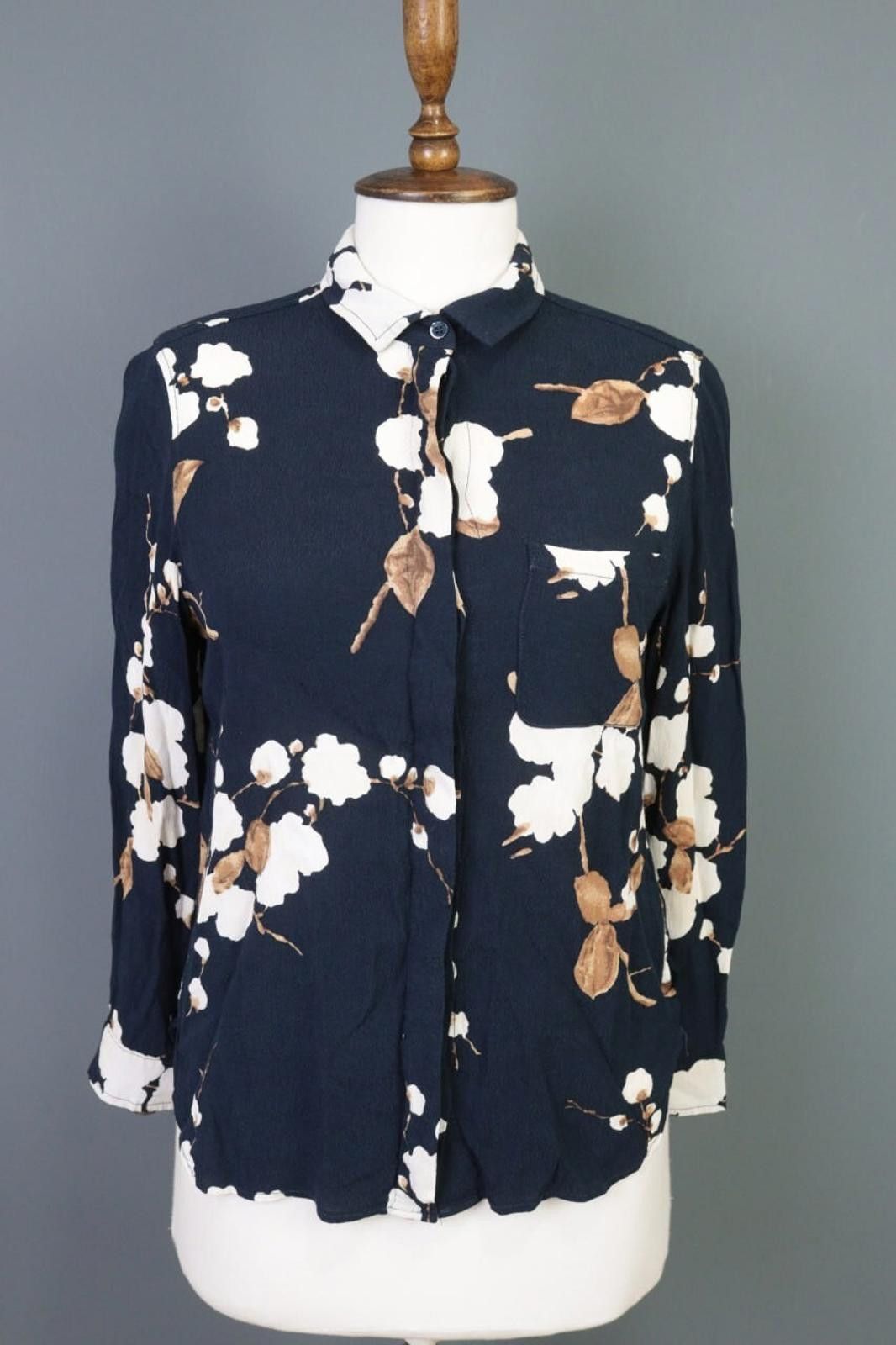 Gianni Valentino GANNI Ryder Crepe Blue Floral Shirt Top Blouse Size S Size S / US 4 / IT 40 - 1 Thumbnail