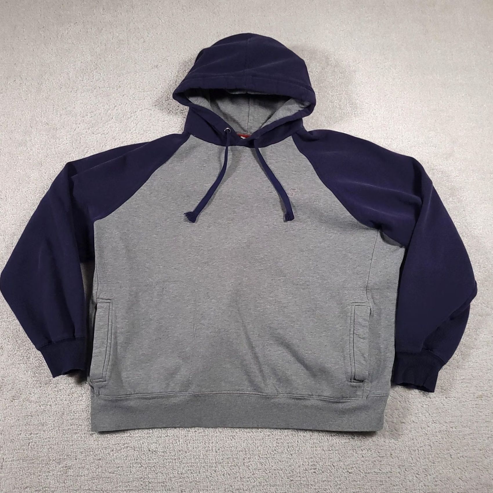 Starter Starter Hoodie Mens XL Pullover Sweatshirt Athletic Classic Pockets Gray Navy Embroidered Logo Kangaroo Pockets Drawstring Ribbed Hem Cl Size US XL / EU 56 / 4 - 2 Thumbnail