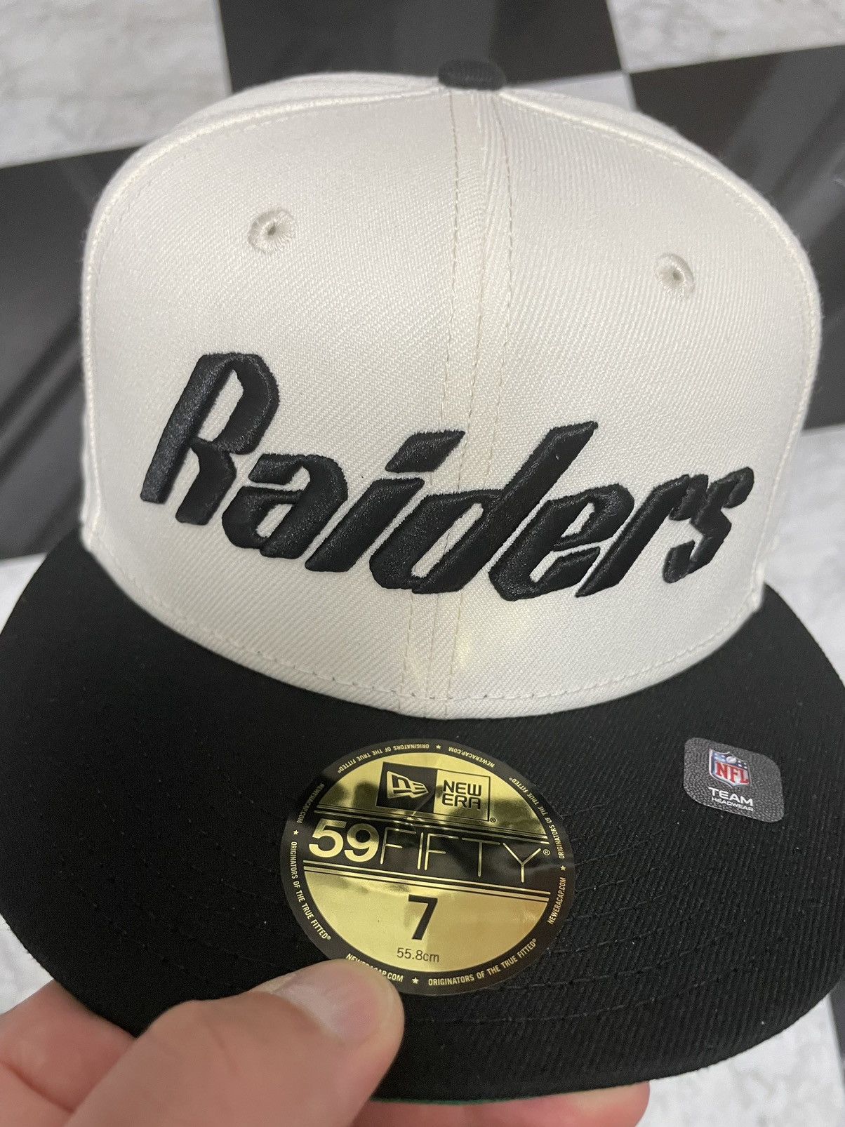 New Era 🔥 Raiders fitted rare Raiders scrip size 7 Size ONE SIZE - 3 Thumbnail
