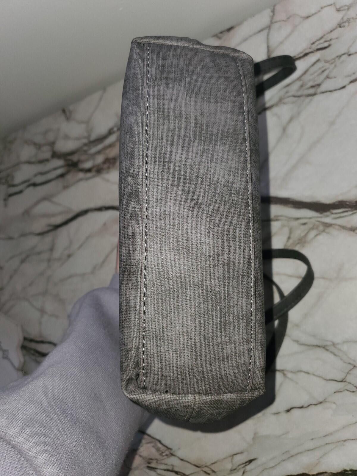 Other Multi-Sac Gray Faux Leather Silvertoned Hardware Purse Size ONE SIZE - 9 Thumbnail