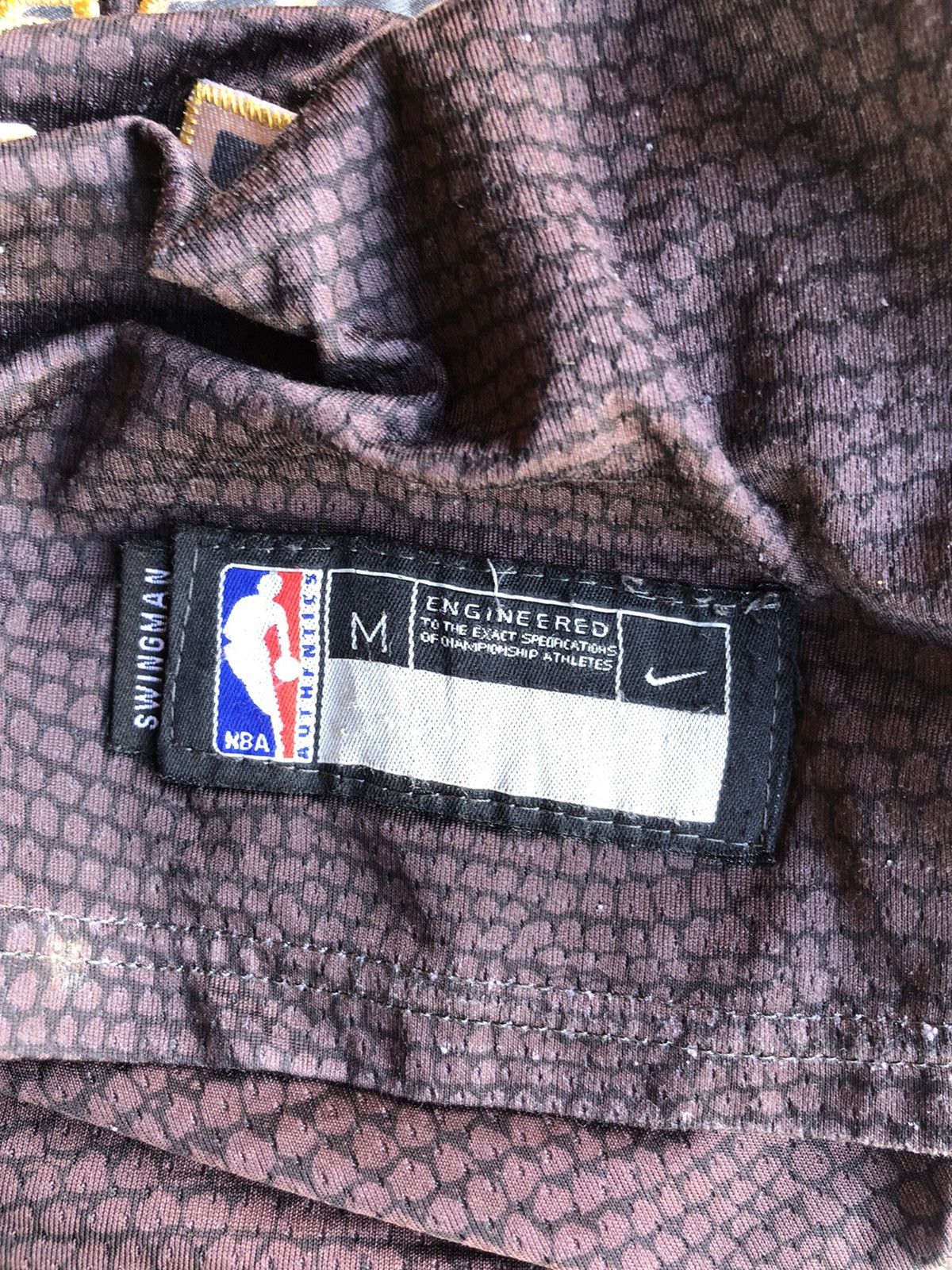 Nike Vintage Nike Lebron James LA Lakers #23 Jersey No Tee Size US M / EU 48-50 / 2 - 7 Thumbnail