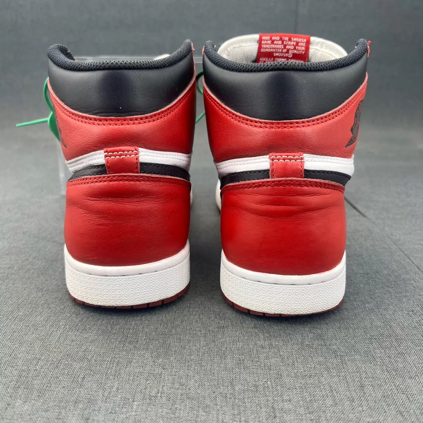 Nike AJ1 Chicago 2015 Size 43 New With Box Size US 10 / EU 43 - 6 Thumbnail