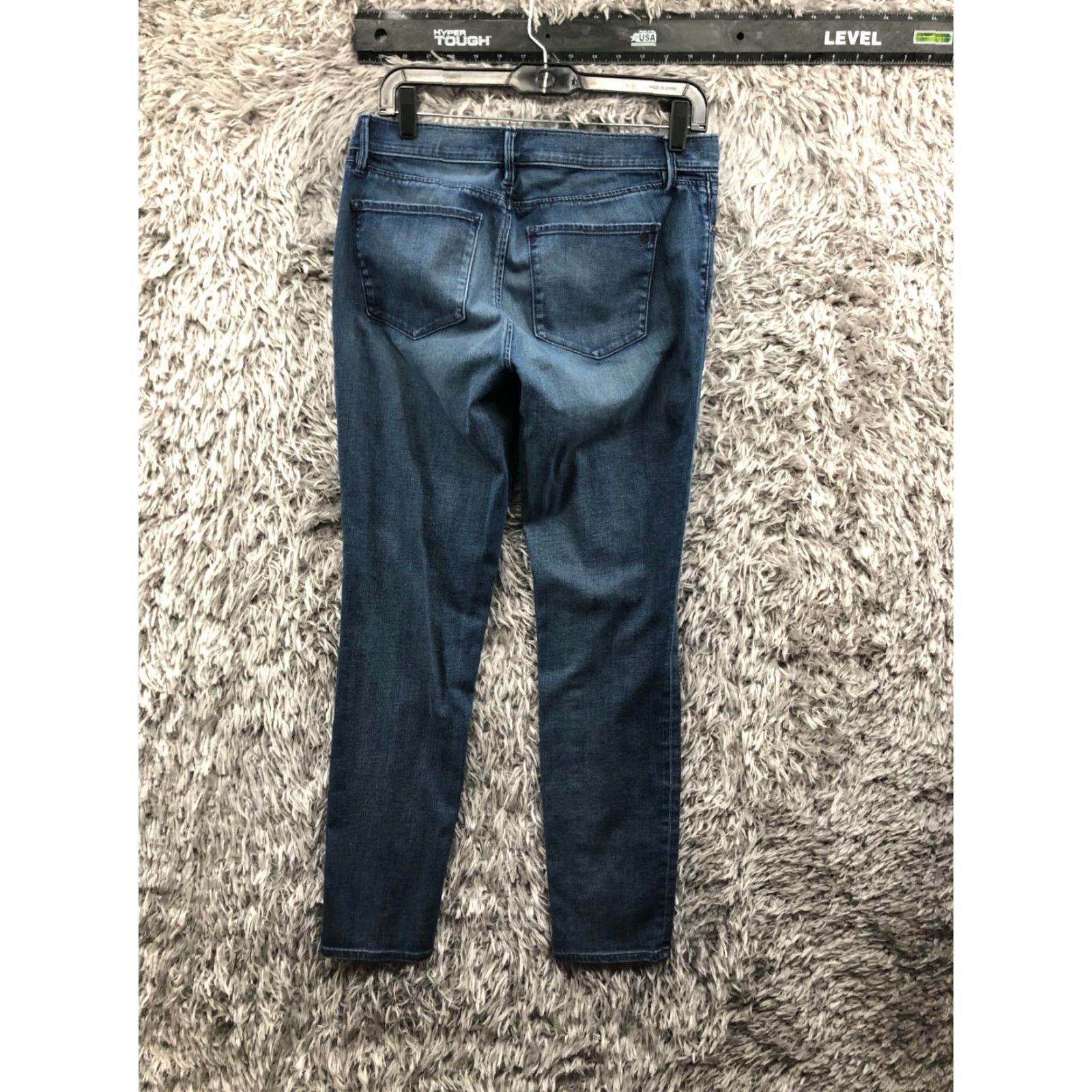 Lou & Grey Lou & Grey Skinny Jeans Size 6 Womens Mid Rise Blue Denim Slim Fit, 5-Pocket, 30 Inseam, Regular Rise, Belt Loops, Zip, Cotton, Medium Wash, Jeans Size 28" / US 6 / IT 42 - 5 Thumbnail