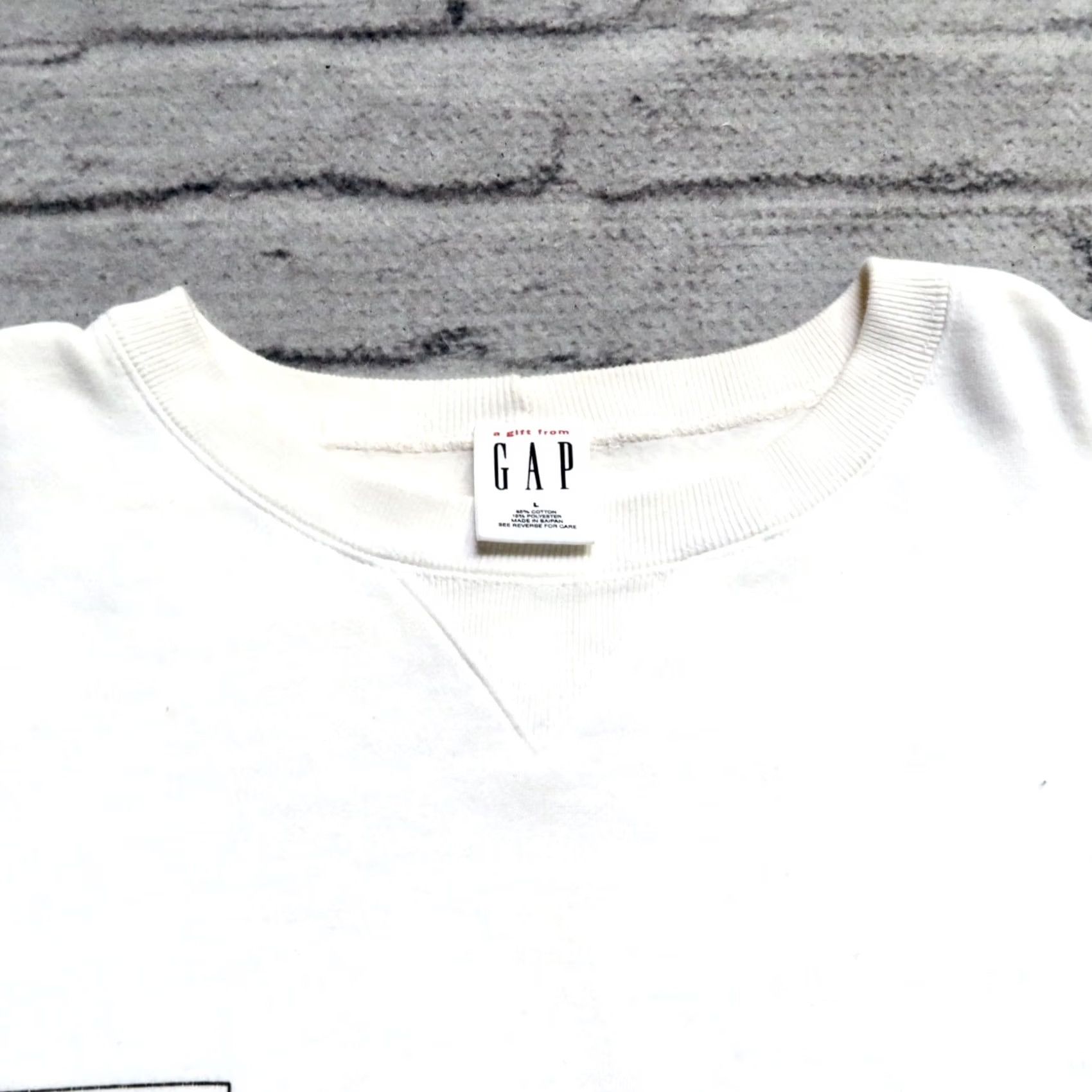 Gap Vintage Gap Keith Haring Aids Dance-A-Thon Crewneck Sweatshirt L Mens White Crew Neck Sweatshirt Size US L / EU 52-54 / 3 - 2 Thumbnail