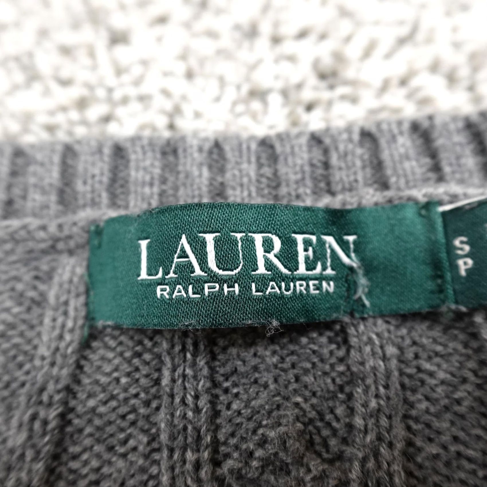 Ralph Lauren Ralph Lauren Sweater Womens S Gray 3D Aran Cable Knit Pullover Crewneck Preppy Size S / US 4 / IT 40 - 5 Thumbnail