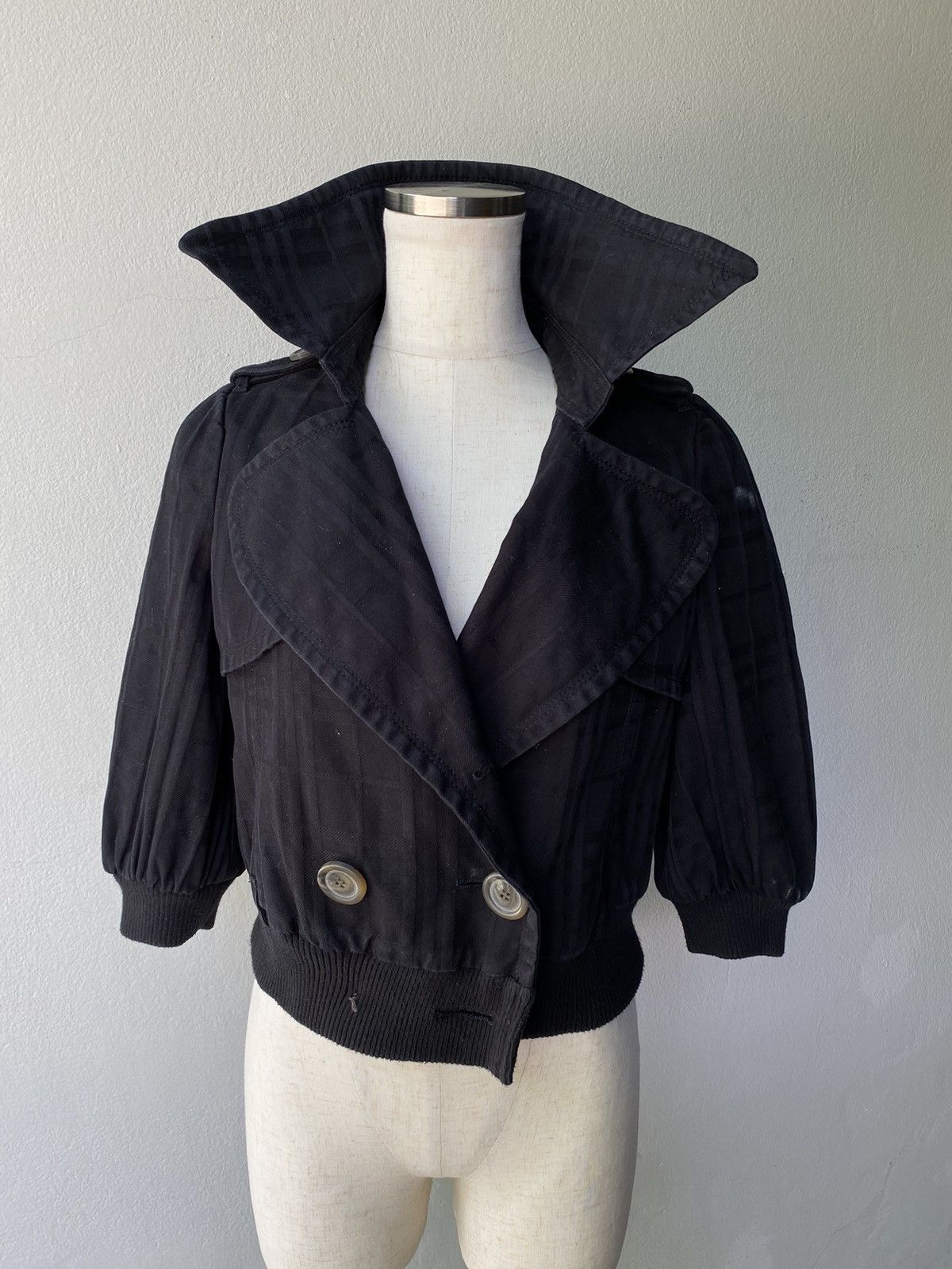 Burberry Burberry cropped black jacket Size ONE SIZE - 14 Thumbnail