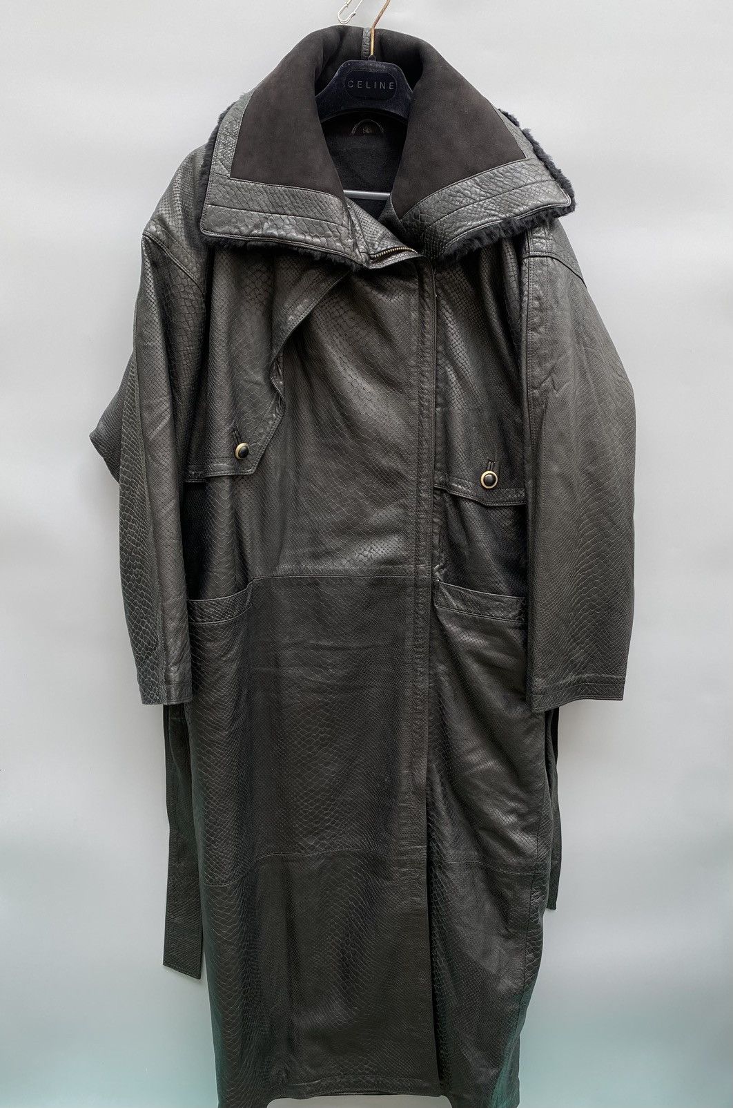 Versace 1990s Gianni Versace Snakeskin Embossed Leather Coat Size US L / EU 52-54 / 3 - 3 Thumbnail
