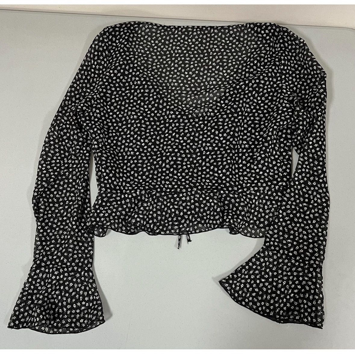 Vintage Black Ditzy Floral Ruched Long Sleeve Shirt Blouse Size M 🖤 Size M / US 6-8 / IT 42-44 - 3 Thumbnail