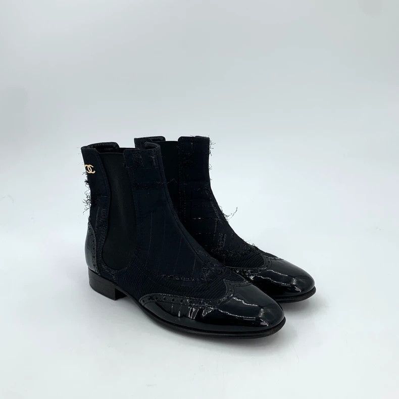 Chanel Black Woven Chelsea Boots from Chanel -2505 Size US 7.5 / EU 40-41 - 2 Thumbnail
