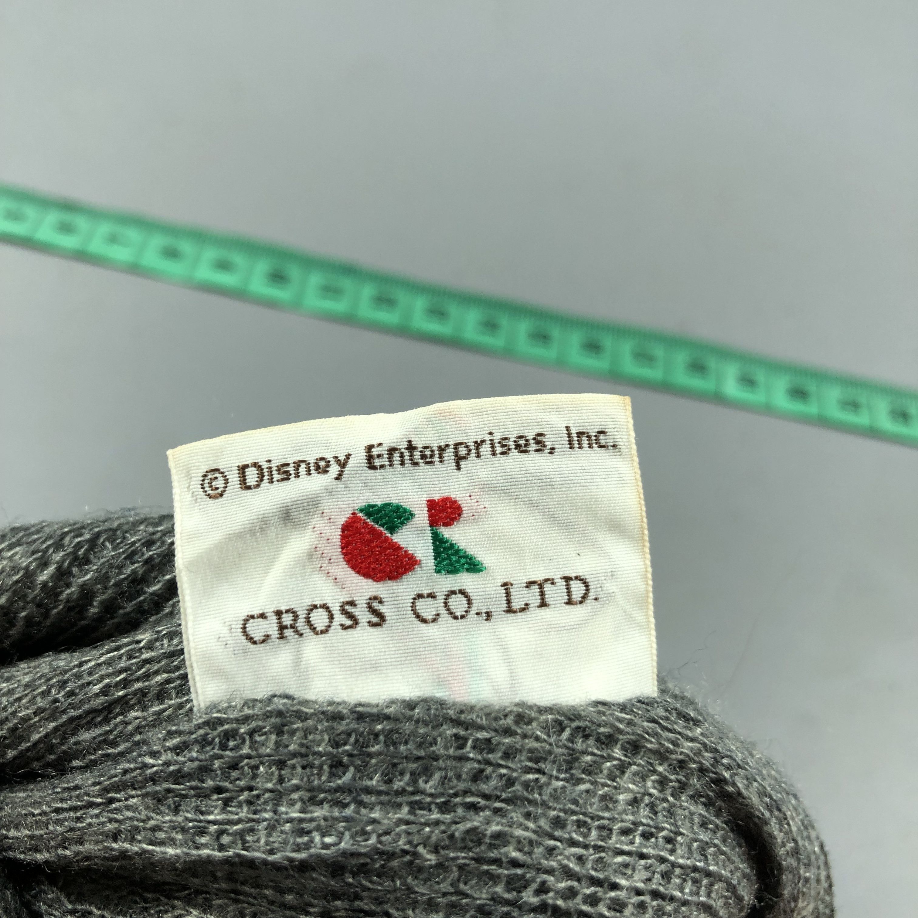 Mickey Mouse Mickey Mouse Bobble Beanie Snowcap Snow Hat B701 Size ONE SIZE - 7 Thumbnail