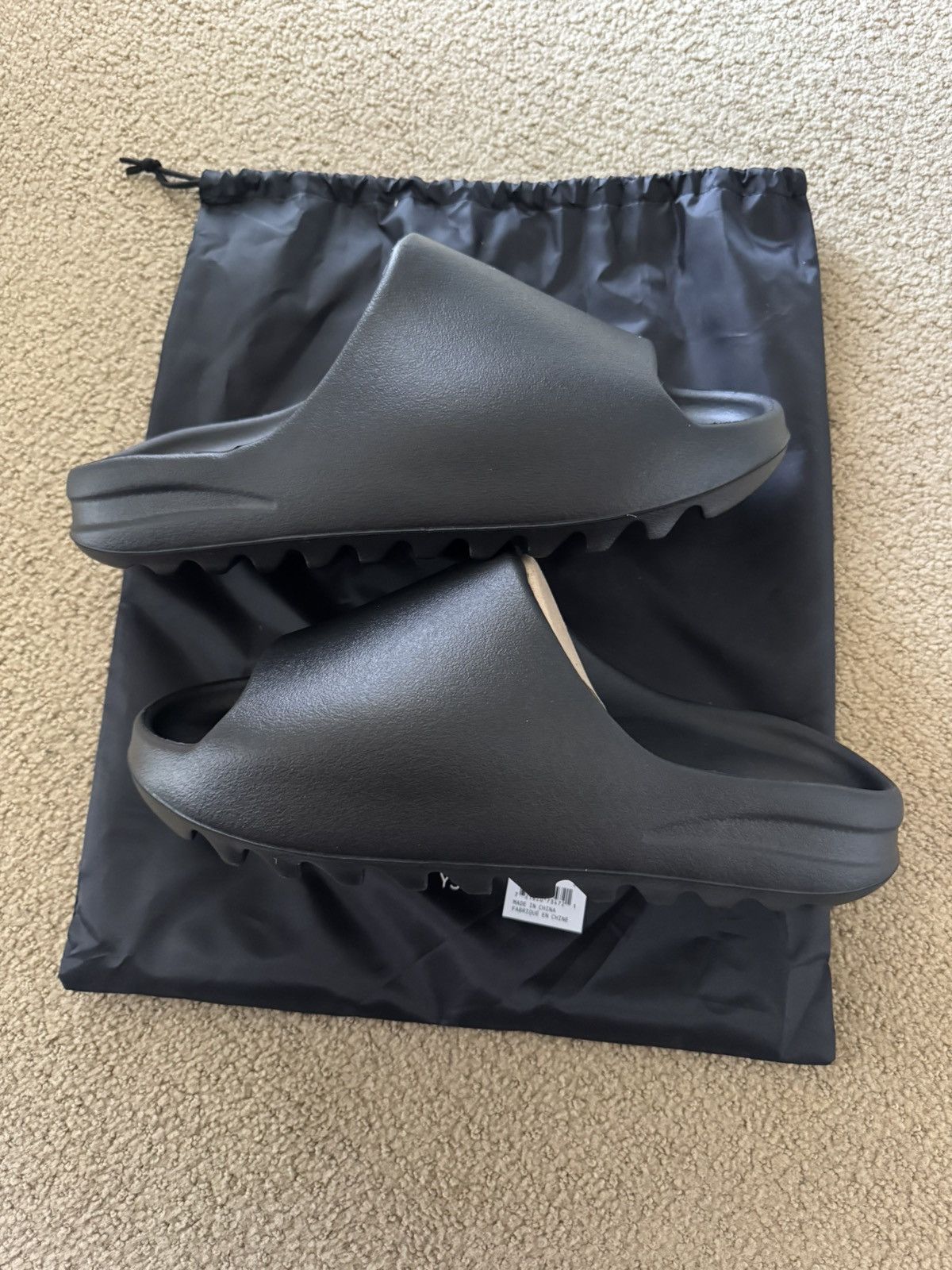 Yeezy Yeezy Slides Size US 12 / EU 45 - 1 Thumbnail