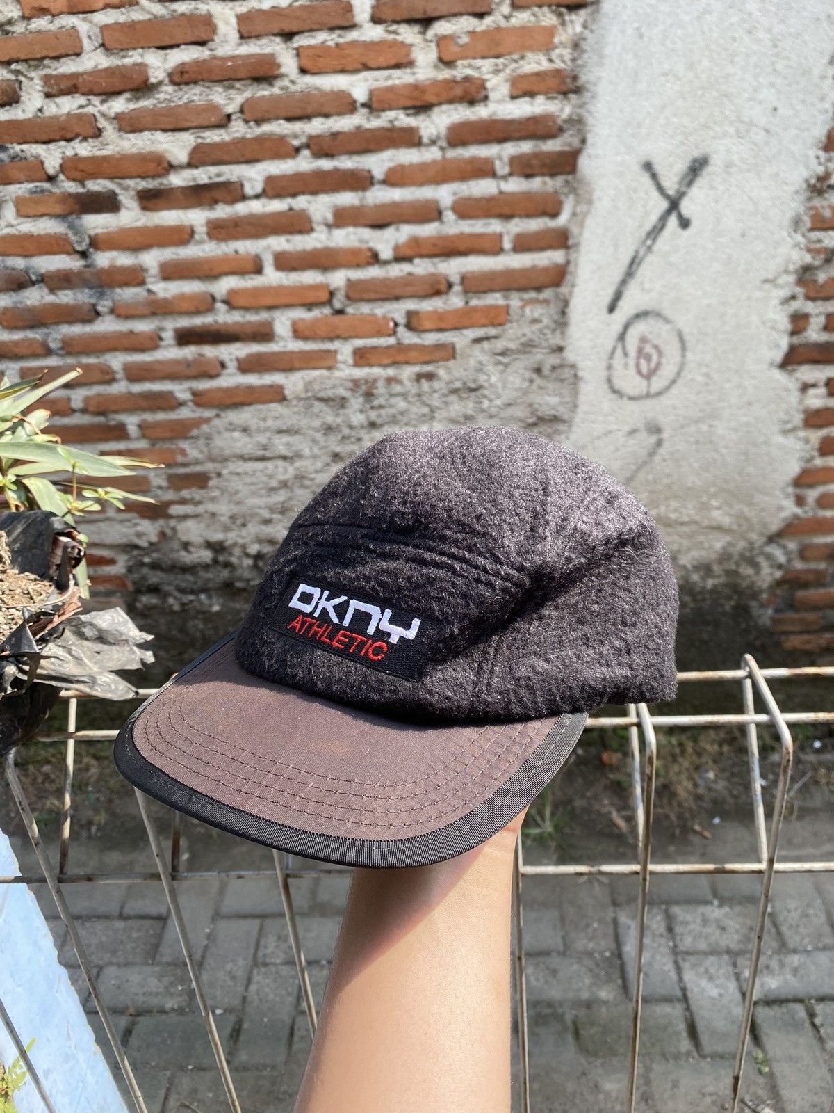 DKNY DKNY Athletic 5 Panel Hat Size ONE SIZE - 2 Thumbnail