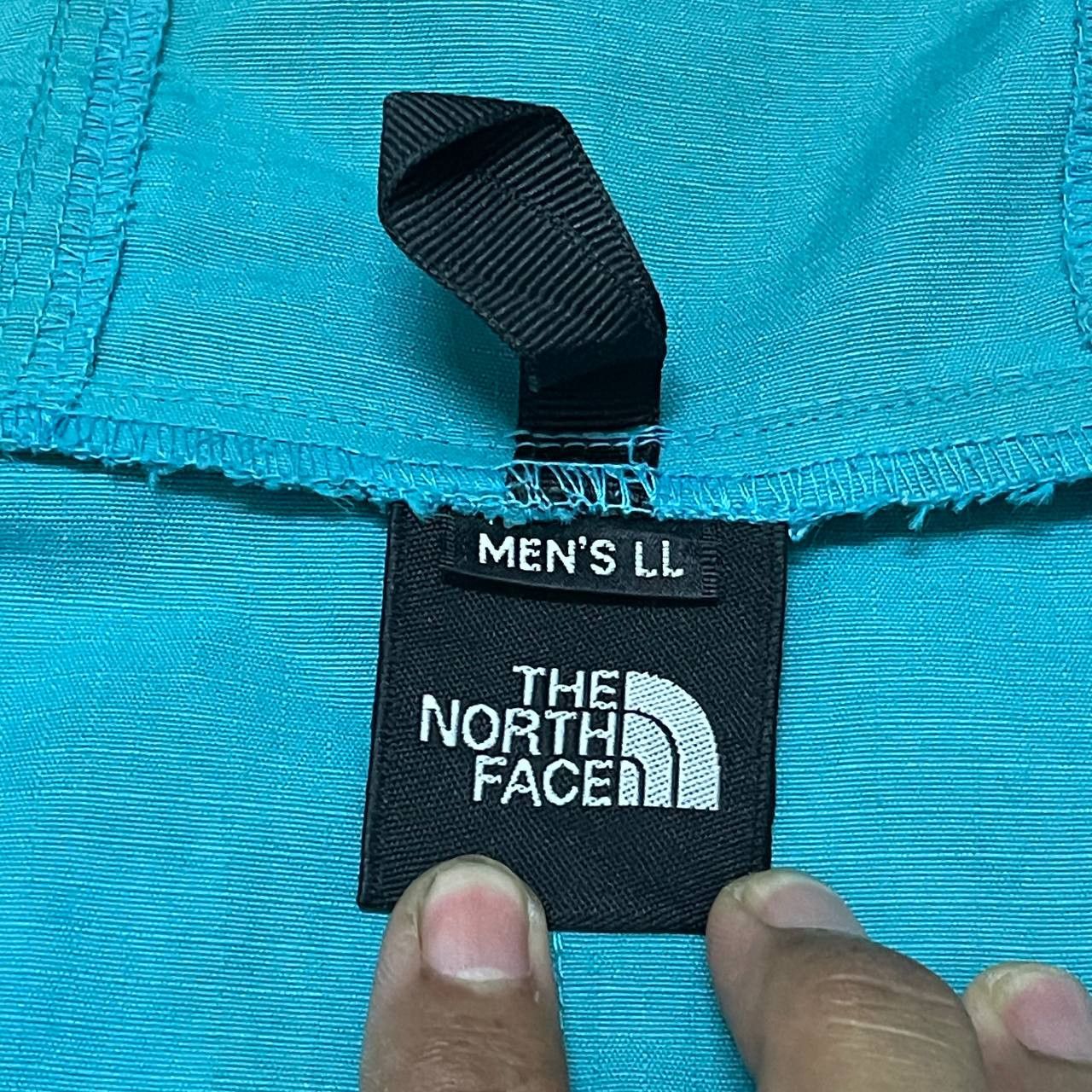 The North Face Vintage The North Face Hooded Jacket Size US XL / EU 56 / 4 - 11 Thumbnail
