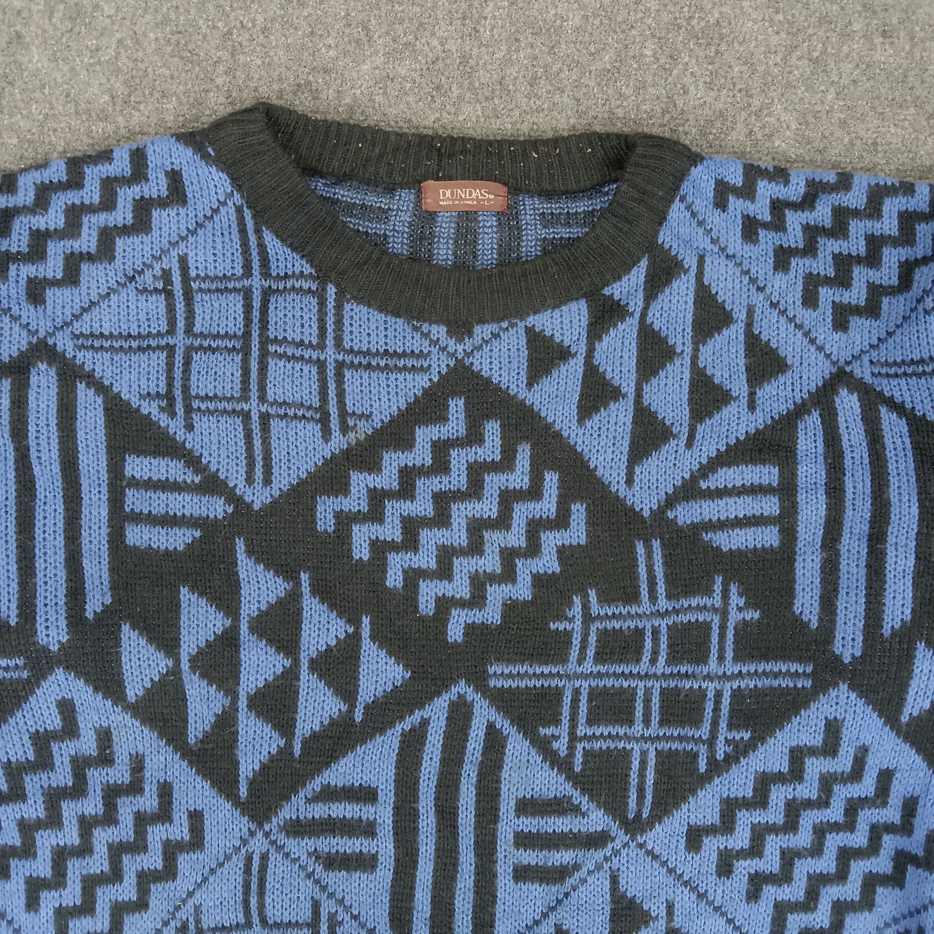 Vintage Dundas Japanese Brand Pattern Art Knitwear Sweater Size US L / EU 52-54 / 3 - 2 Thumbnail