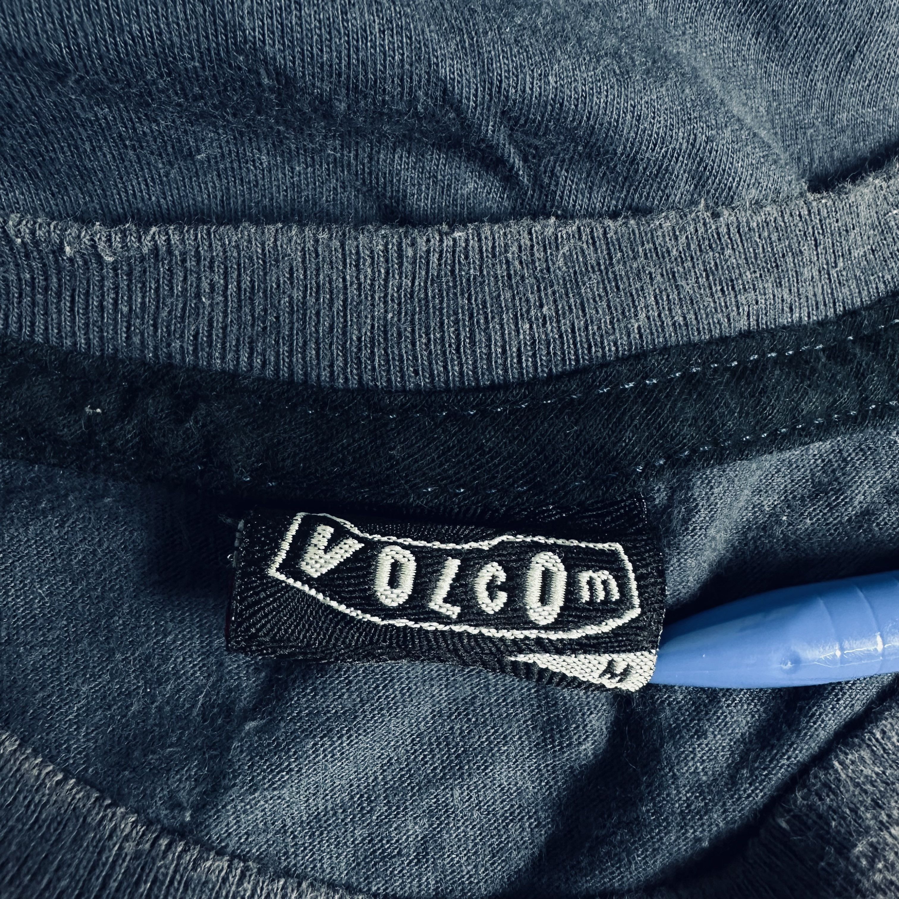 Volcom 🔥RARE🔥Vintage Volcom Skateboard Crisp Stone T-shirt Size US M / EU 48-50 / 2 - 4 Thumbnail