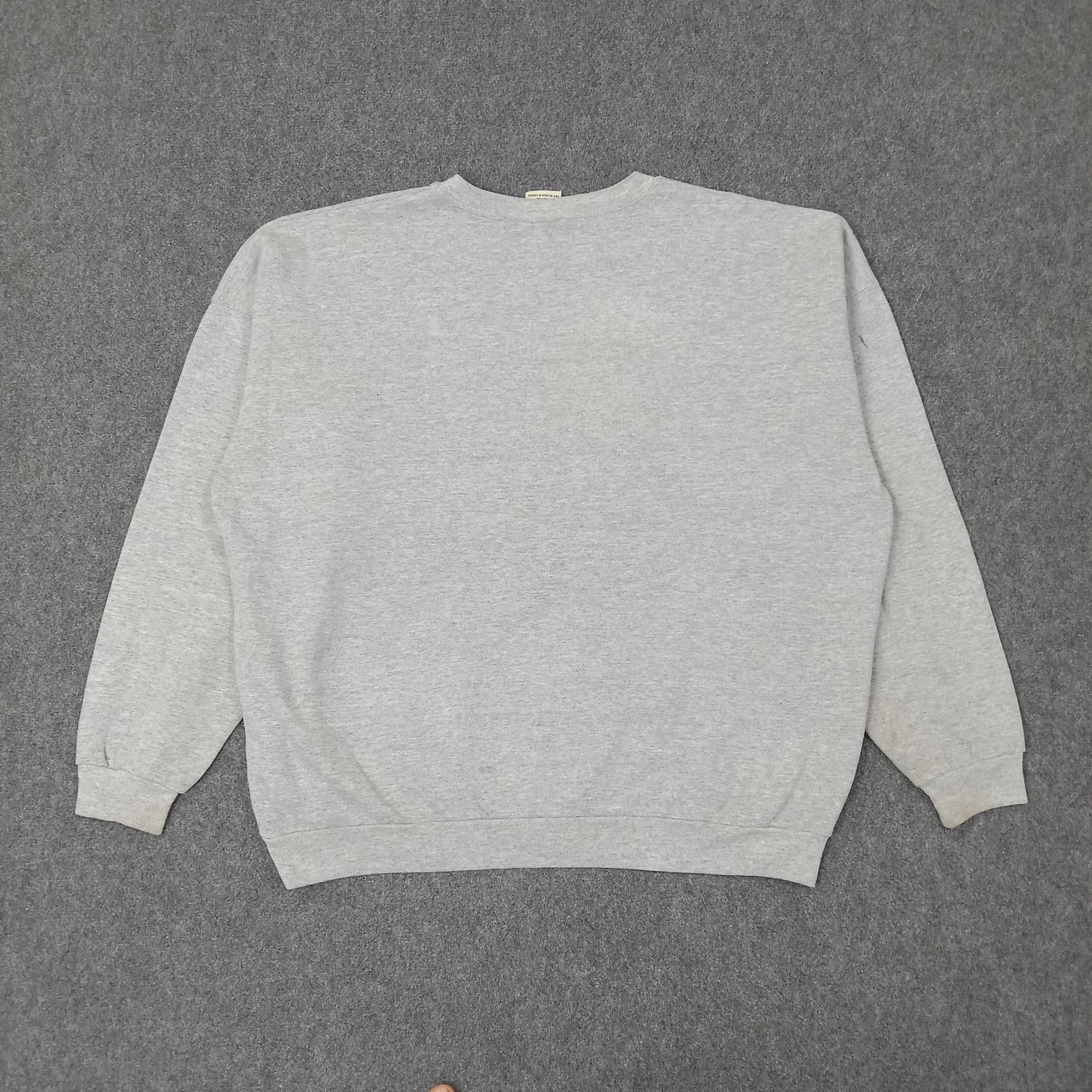 ATTRACTIONS Canada Country State Promo Sweatshirt C254N12 Size US XL / EU 56 / 4 - 4 Thumbnail