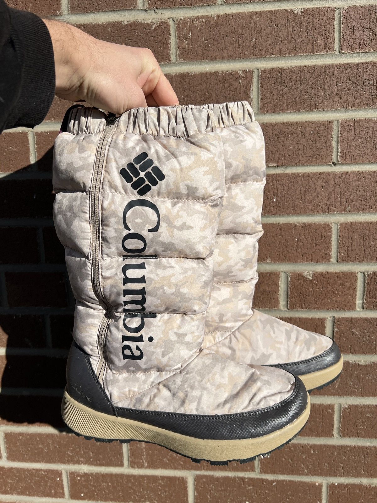 Columbia New Colombia Paninaro Omni-Heat Waterproof Winter Boots Size US 8.5 / IT 38.5 - 1 Thumbnail