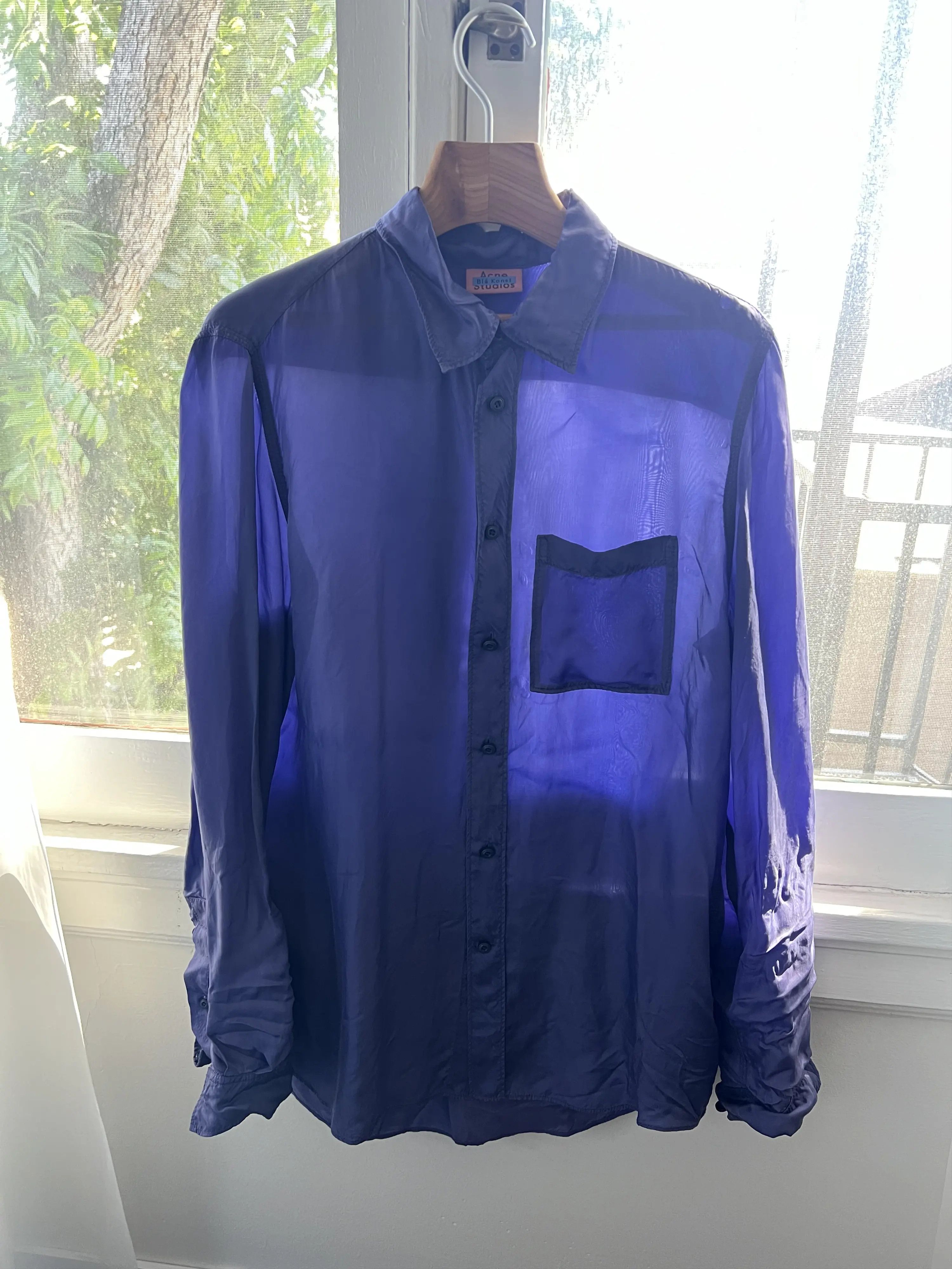 Acne Studios Acne Studios Purple Silk Button-Up Shirt Size US S / EU 44-46 / 1 - 1 Thumbnail