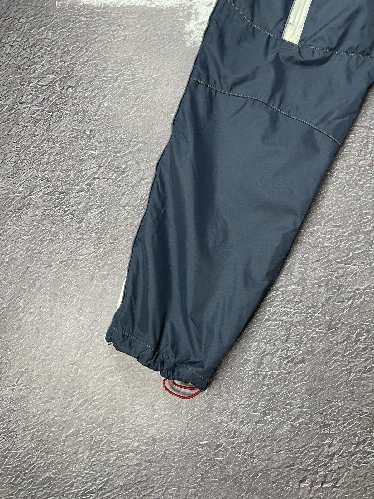 Reebok Reebok DMX vintage nylon drill baggy fit track pants navy Size US 34 / EU 50 - 15 Thumbnail