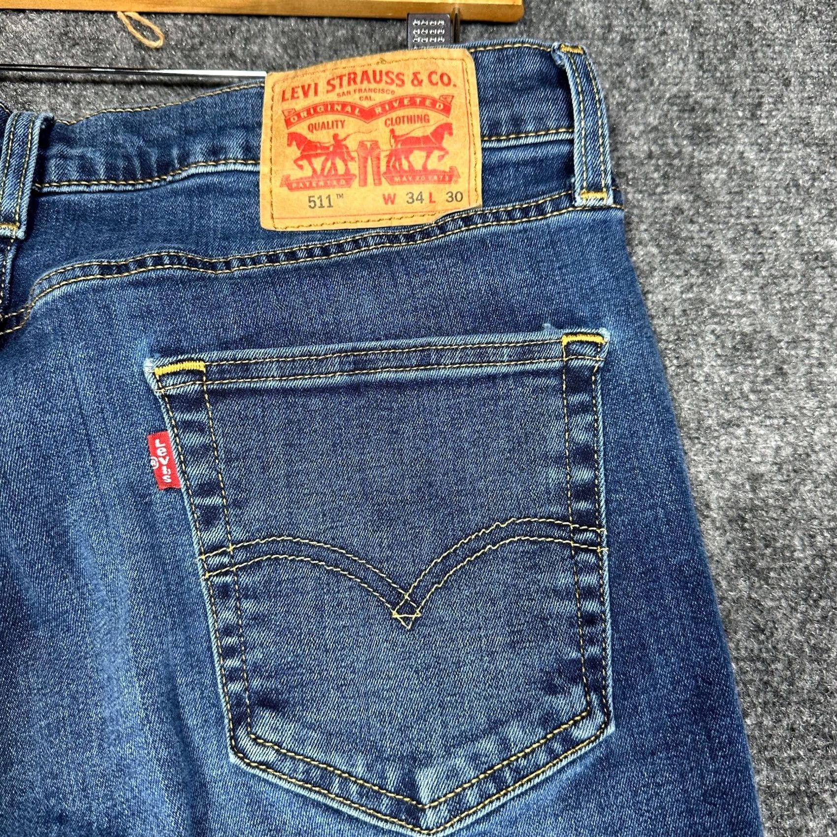 Levi's Levi's 511 Jeans Mens 34 Slim Straight Mid Wash 5-Pocket Denim Cotton Blend Zip Jeans Levis 511 Mens Size 34 Blue Size US 34 / EU 50 - 8 Thumbnail