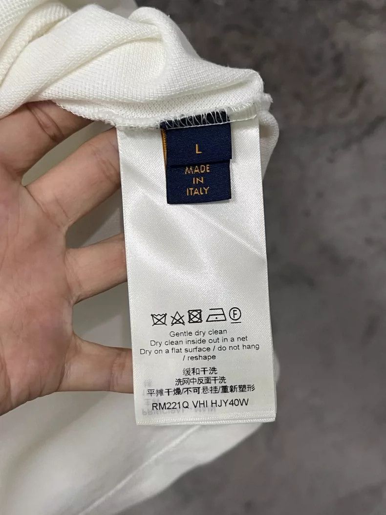 Louis Vuitton Louis Vuitton Check Pattern Short Sleeve TShirt-2506 Size US L / EU 52-54 / 3 - 7 Thumbnail