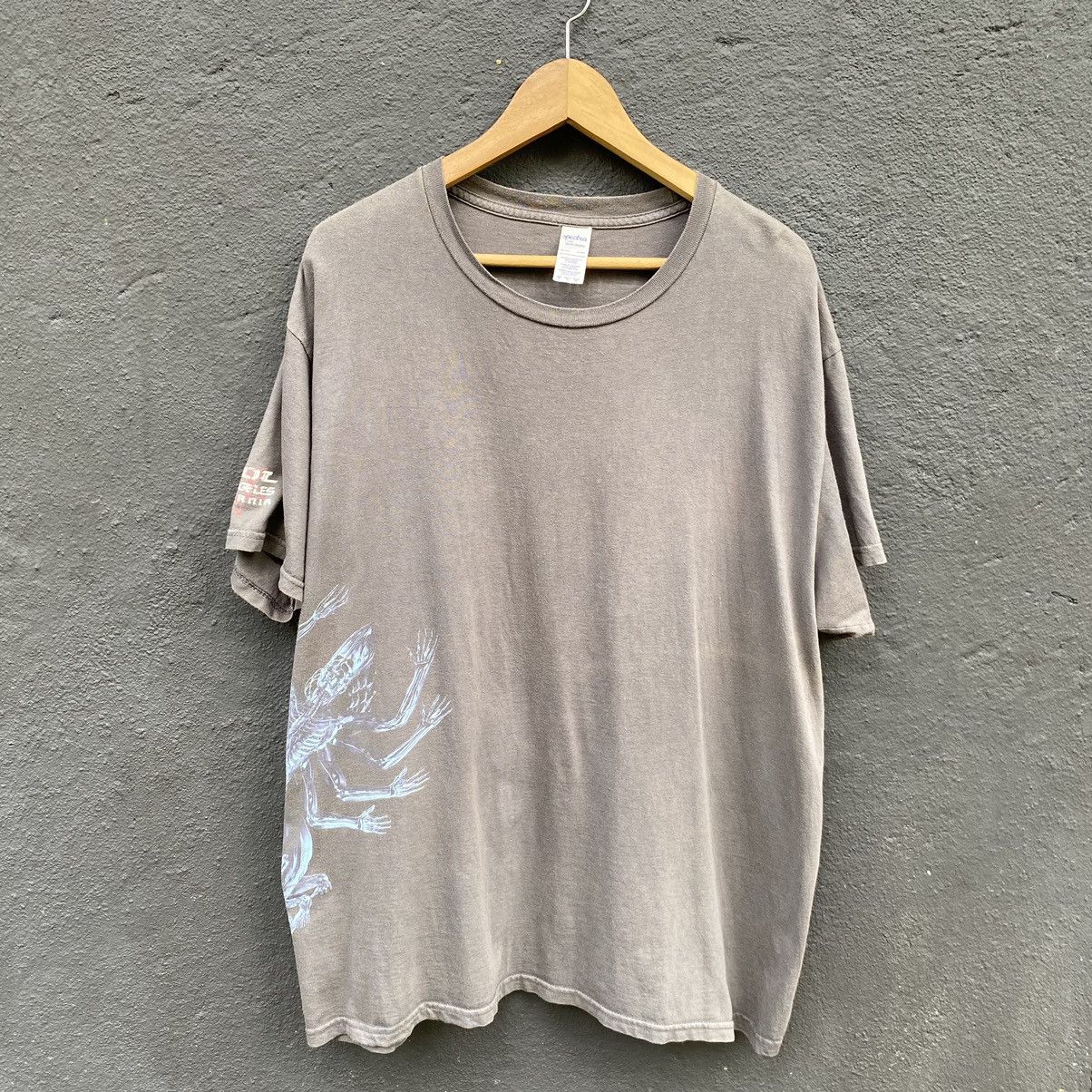 Vintage Faded Y2K Tool Alien Metal Rock Band ERD GRUNGE Tee