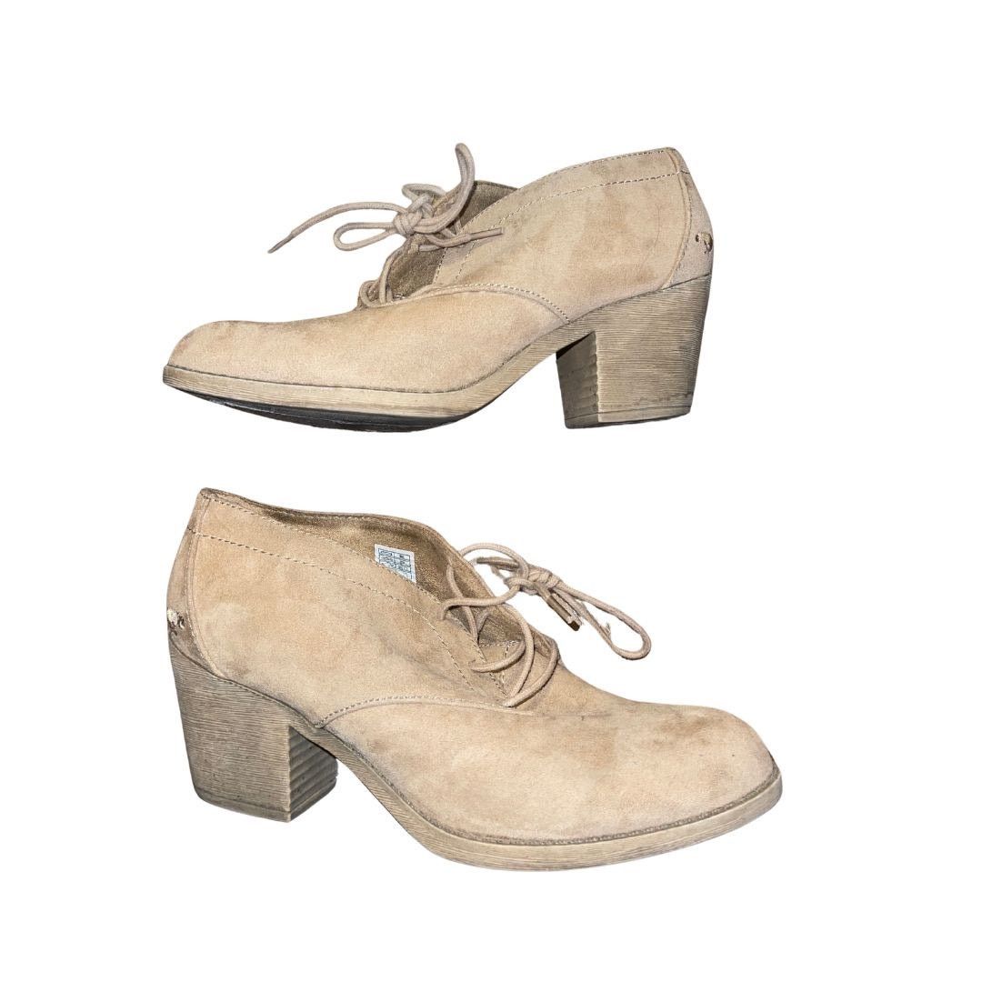 Other Rocket Dog Suede Ankle Boots Beige Lace up Chunky Heel Y2K Size US 9 / IT 39 - 1 Thumbnail