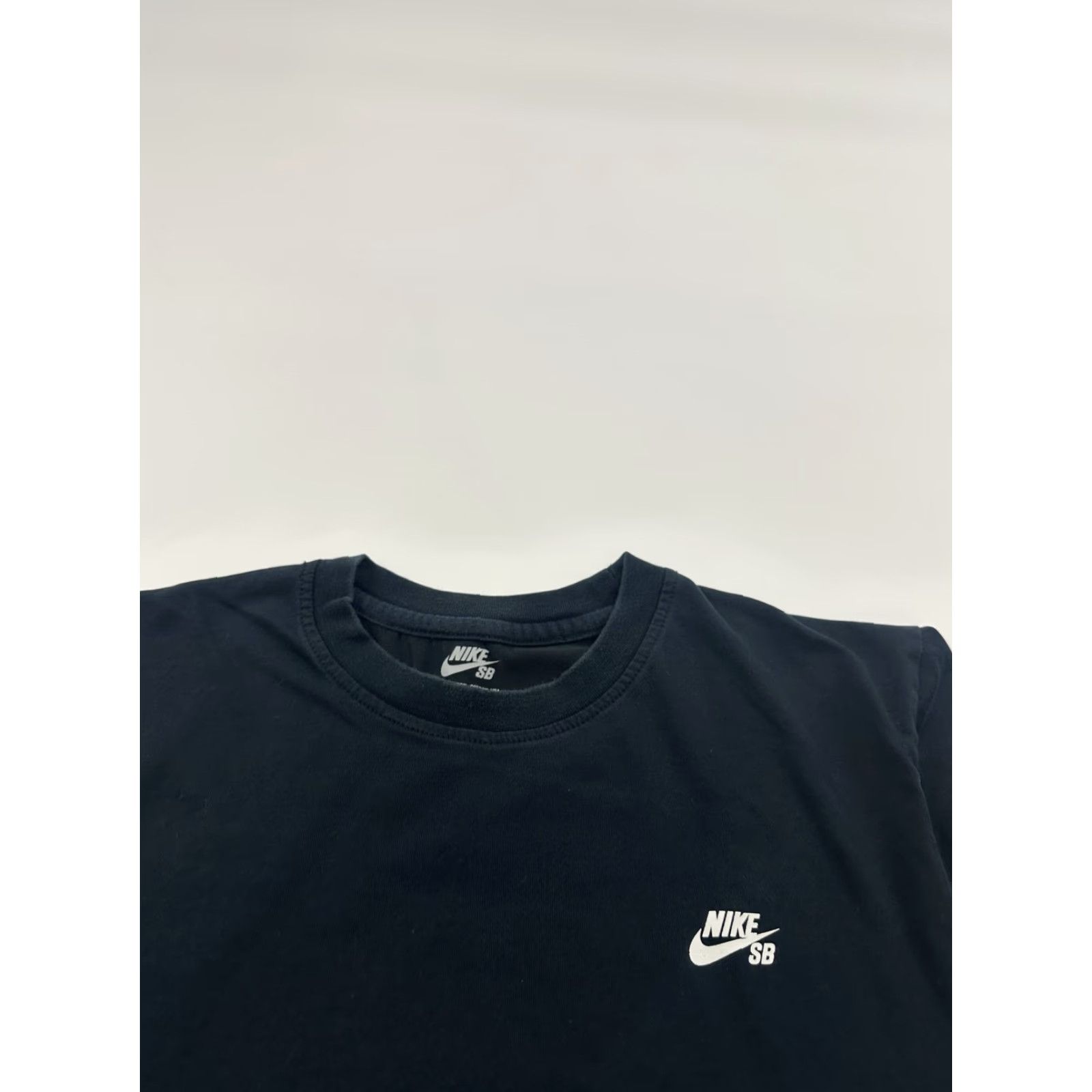 Nike Nike SB Shirt Mens Small Black Dri-FIT Lightweight Breathable Logo Athletic Skateboarding Short Sleeve Size US S / EU 44-46 / 1 - 3 Thumbnail
