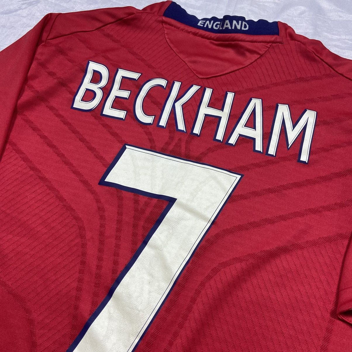 Umbro England #7 Beckham Football Jersey Umbro Away 2010 Size US M / EU 48-50 / 2 - 7 Thumbnail