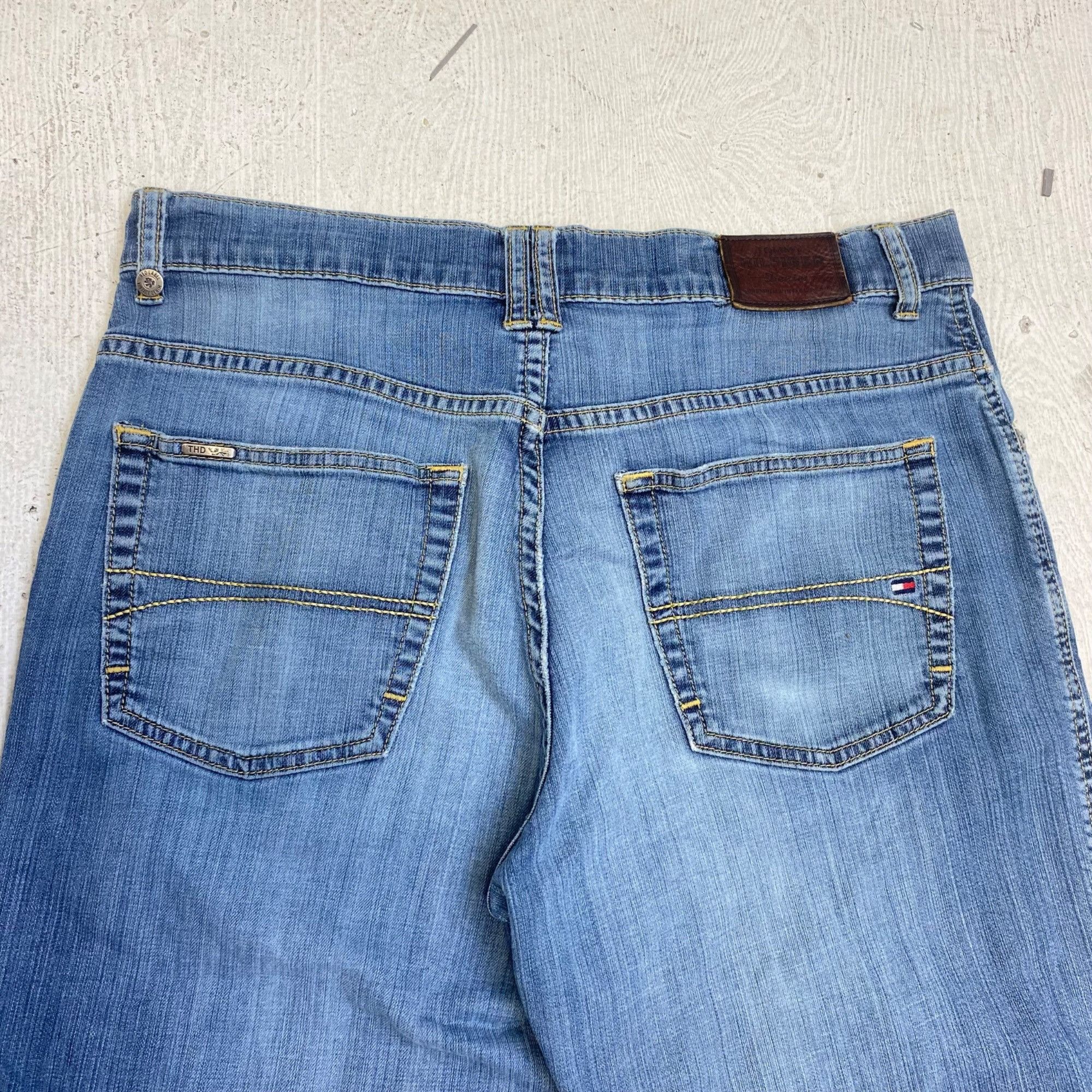 Tommy Hilfiger 32” | Tommy Hilfiger Ripped Jeans Size US 32 / EU 48 - 4 Thumbnail