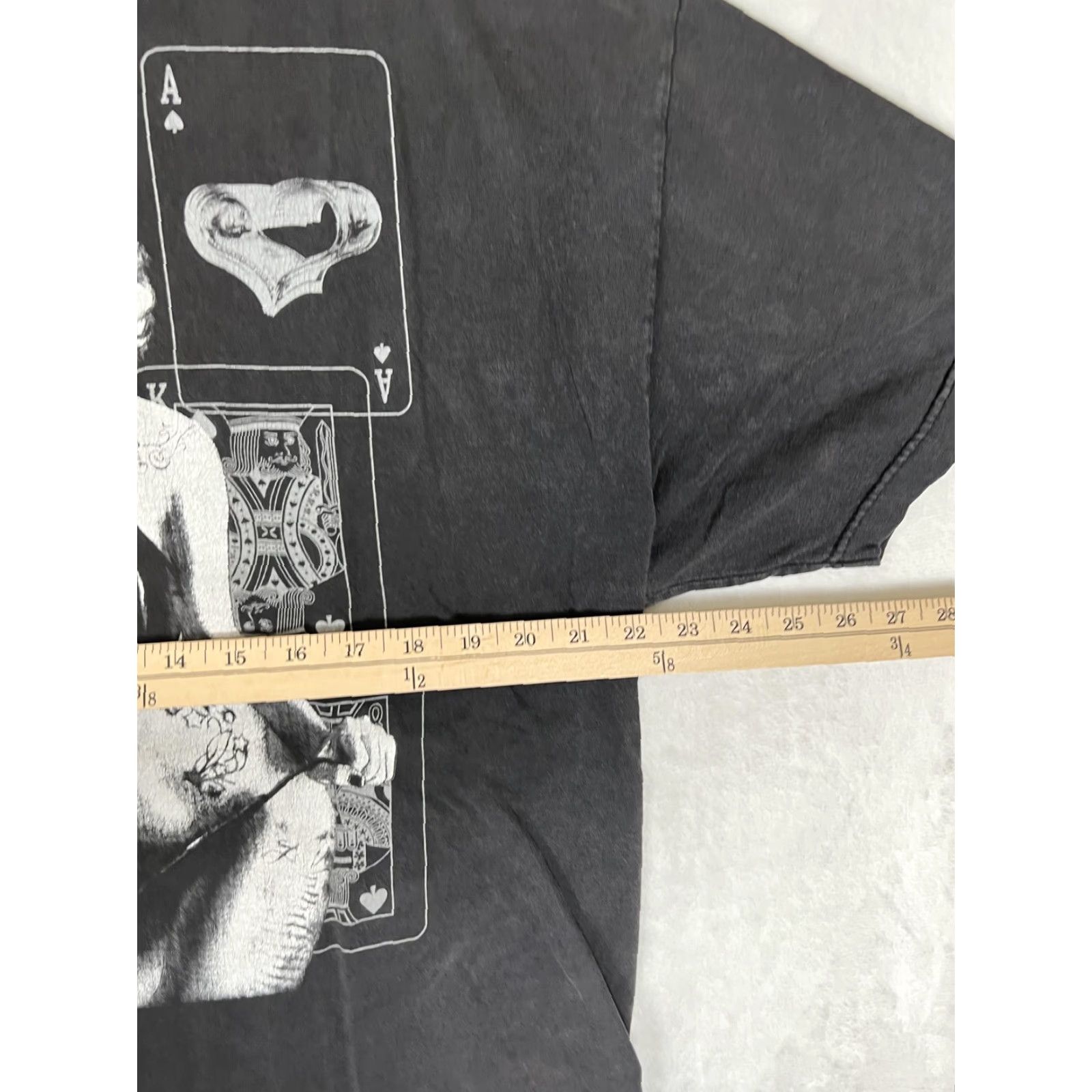 Vintage Marilyn Monroe Tattoo Bandana Gun Pin-Up Playing Cards T-Shirt Mens XL Black Y2K Size US XL / EU 56 / 4 - 4 Thumbnail