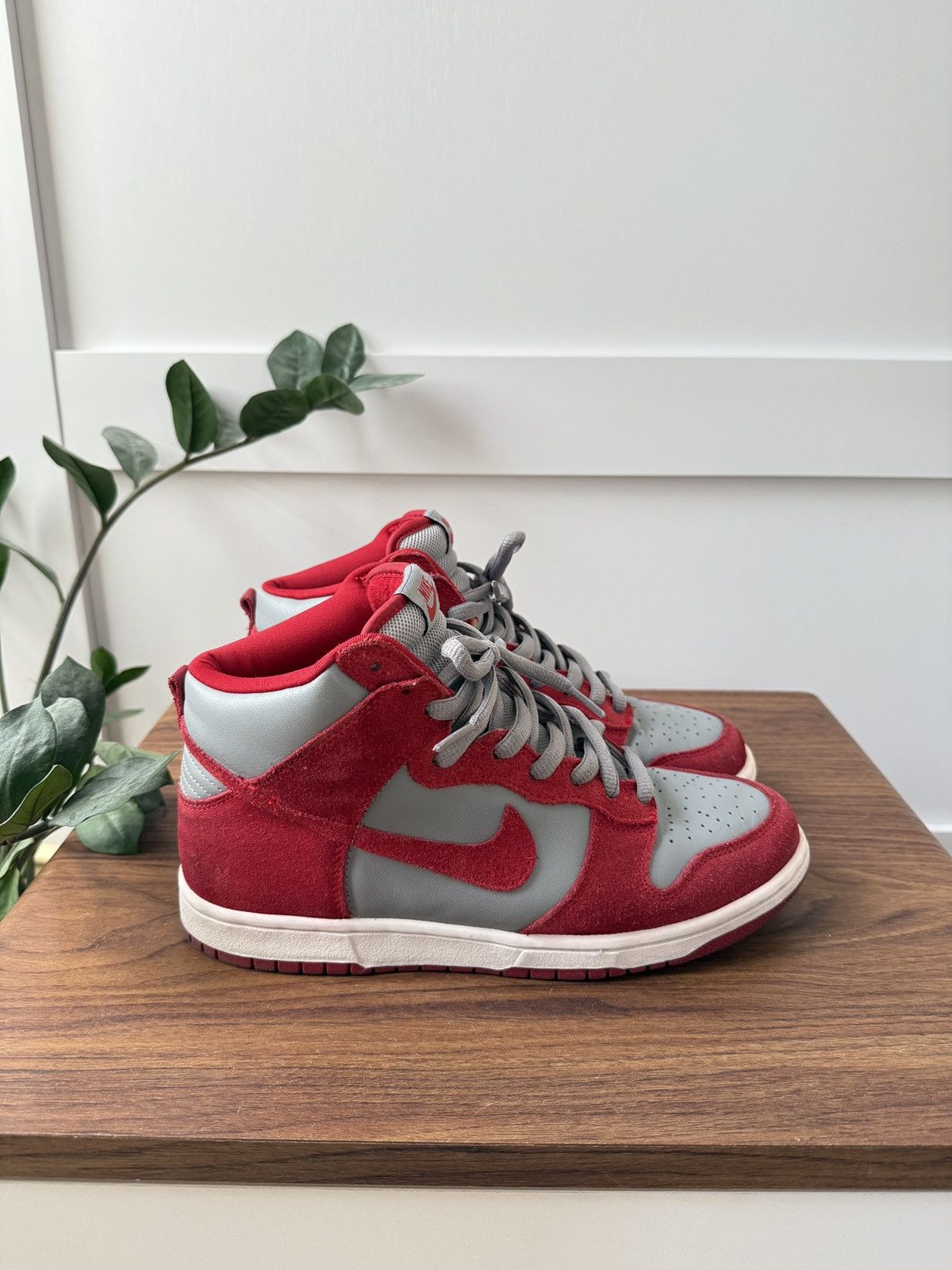 Nike SB Nike SB Dunk High UNLV Size US 9 / EU 42 - 2 Thumbnail