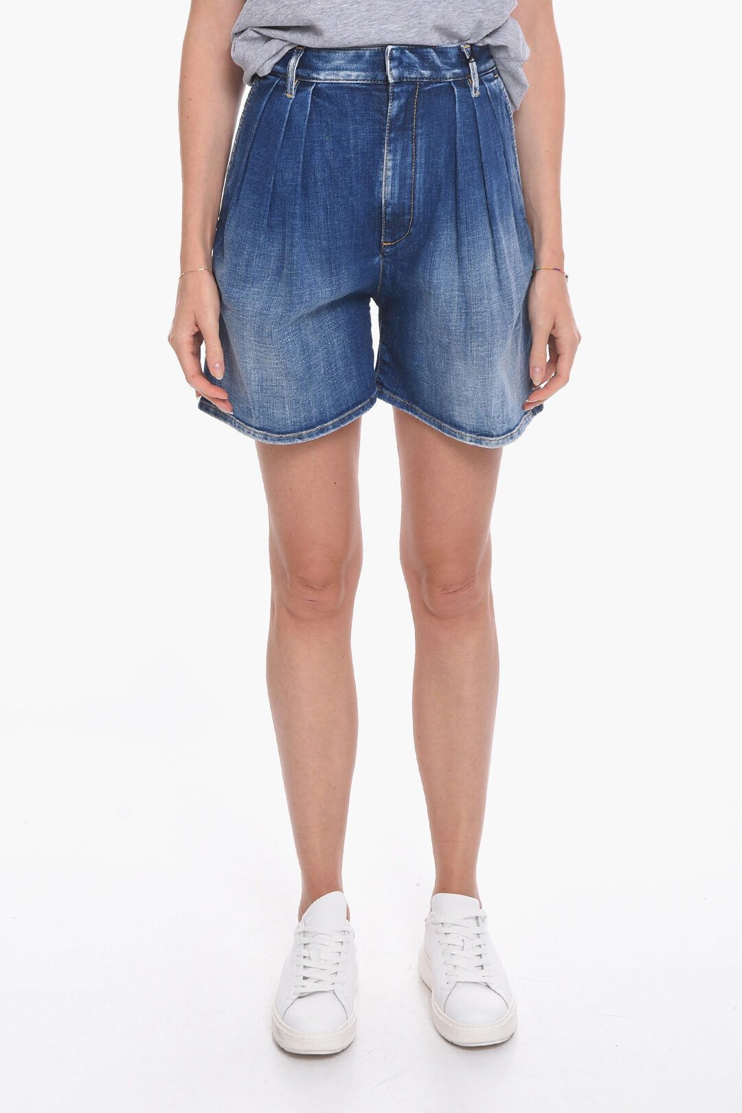 image of Dsquared2 Og1Mm0124 Denim In Blue, Women's (Size 26)