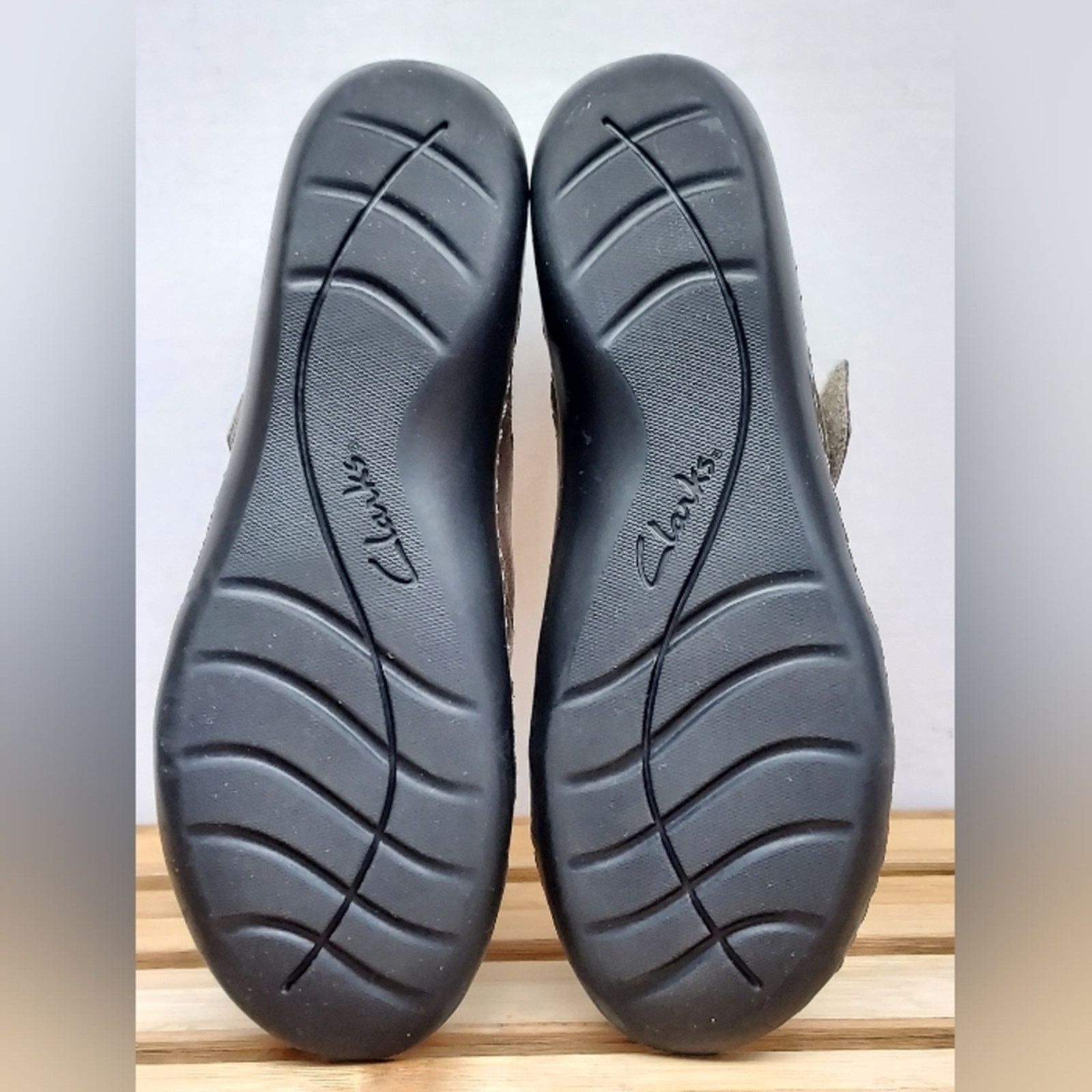 Clarks Clarks Womens | Bronze | Ashland Spin Shoes Size 9.5 Size US 9.5 / IT 39.5 - 4 Thumbnail
