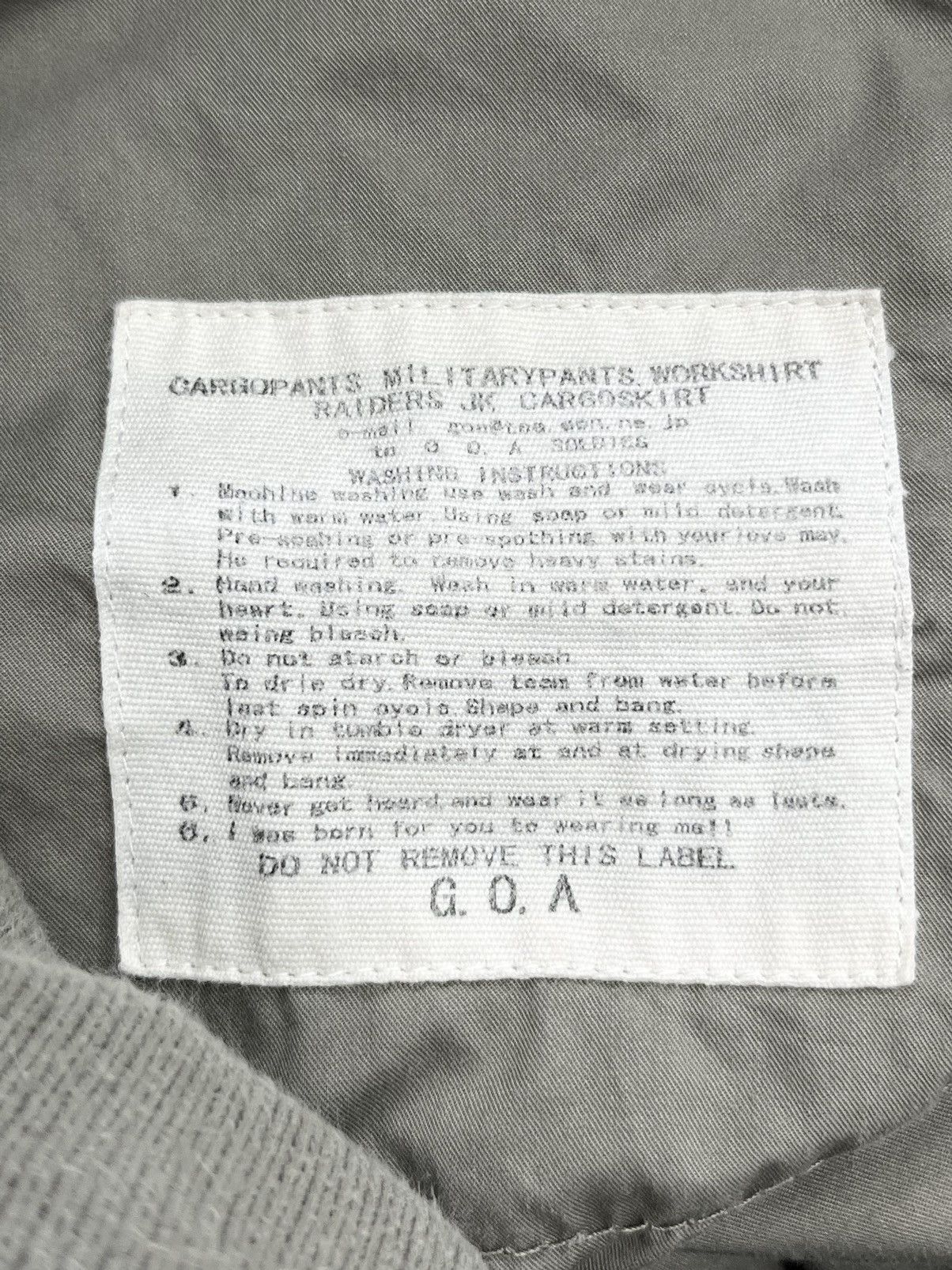 GOA 🔥FYE🔥Vtg GOA Bondage Cargo Military Punk Shorts Size US 29 - 11 Thumbnail