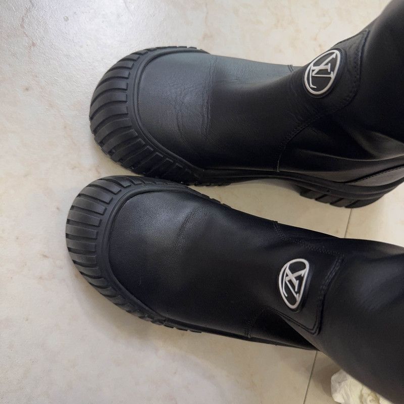 Louis Vuitton Louis Vuitton Ruby Leather Knee-High Boots -2505 Size US 6 / IT 36 - 8 Thumbnail