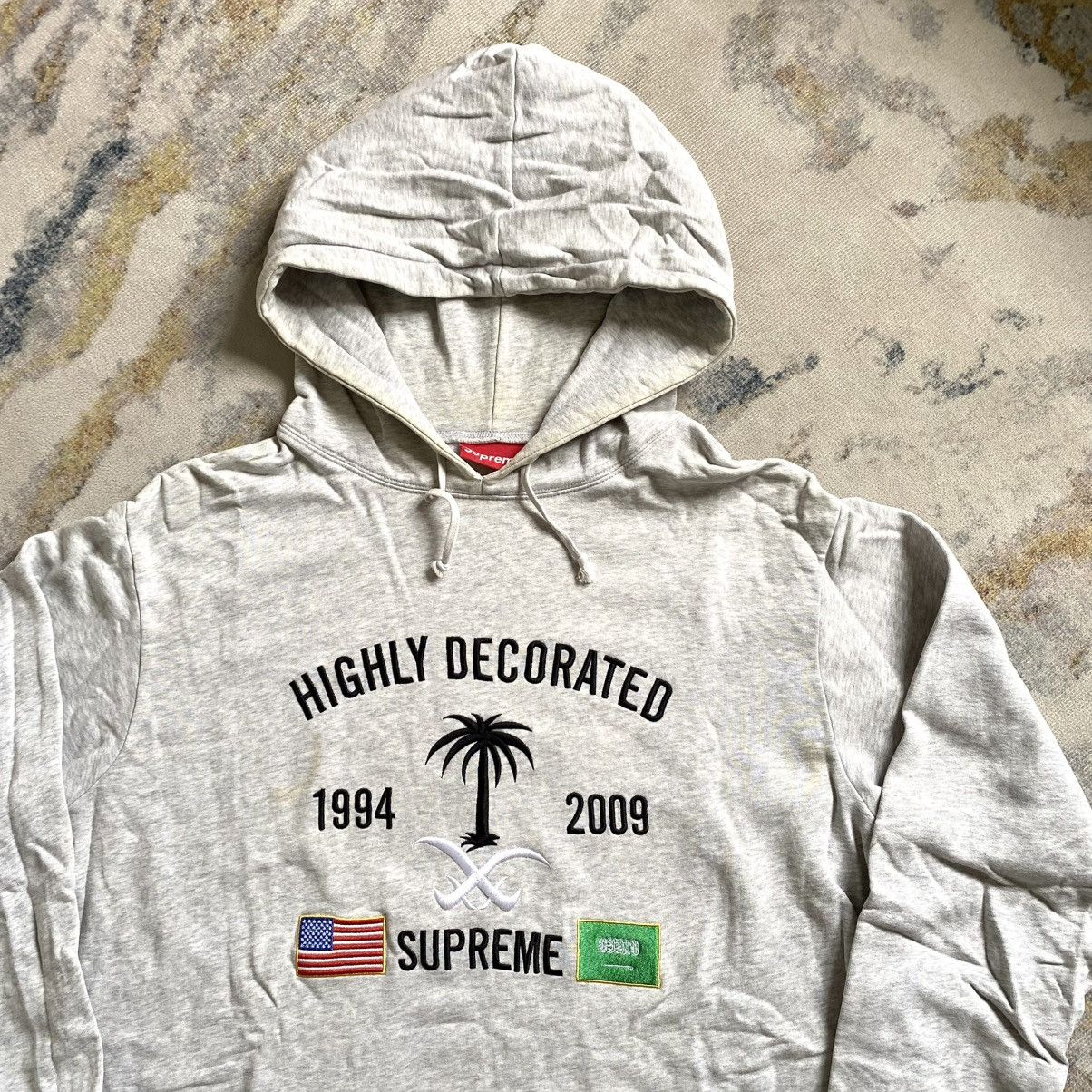 Supreme Supreme Highly Decorated Hoodie Size US XL / EU 56 / 4 - 2 Thumbnail