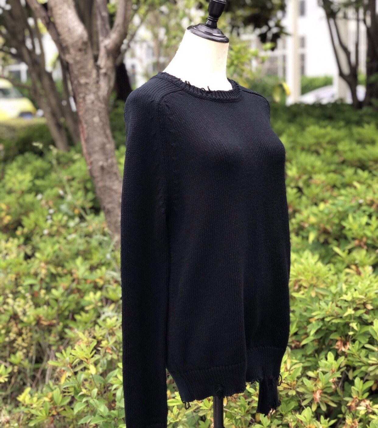 Saint Laurent Paris Saint Laurent frayed sweater2412-Nextarrow Size US S / EU 44-46 / 1 - 4 Thumbnail