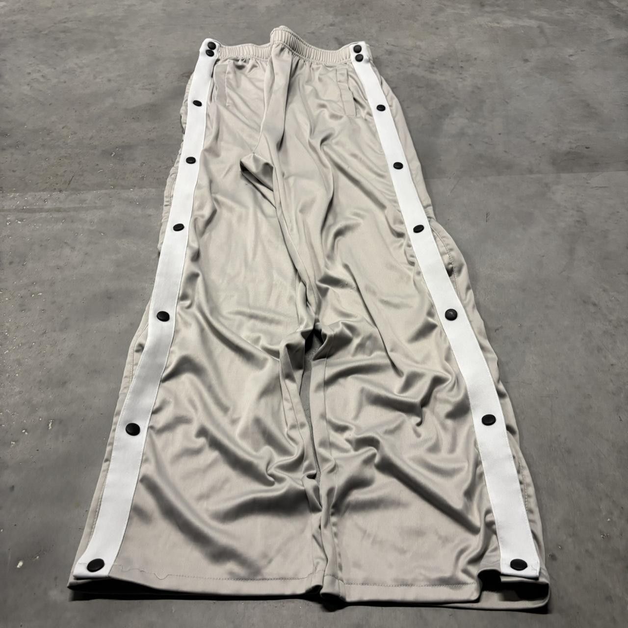 Japanese Brand × Vintage Crazy Vintage Y2K/2000s Cream White Striped Streetwear Skater Tear-Away Track Pants! Size US 30 / EU 46 - 2 Thumbnail