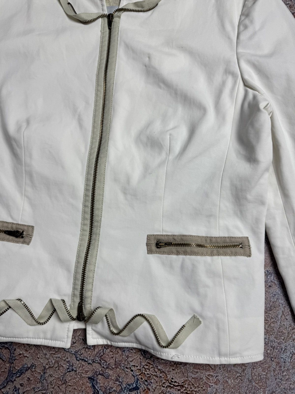 Moschino MOSCHINO CHEAPANDCHIC CROPPED JACKET Size M / US 6-8 / IT 42-44 - 4 Thumbnail