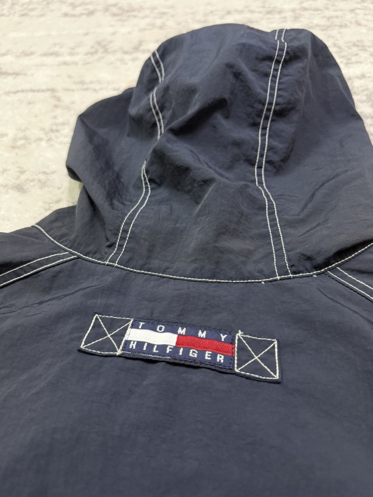 Tommy Hilfiger Vintage Tommy Hilfiger Sailing Gear Windbreaker Jacket Hodie Size US XL / EU 56 / 4 - 17 Thumbnail
