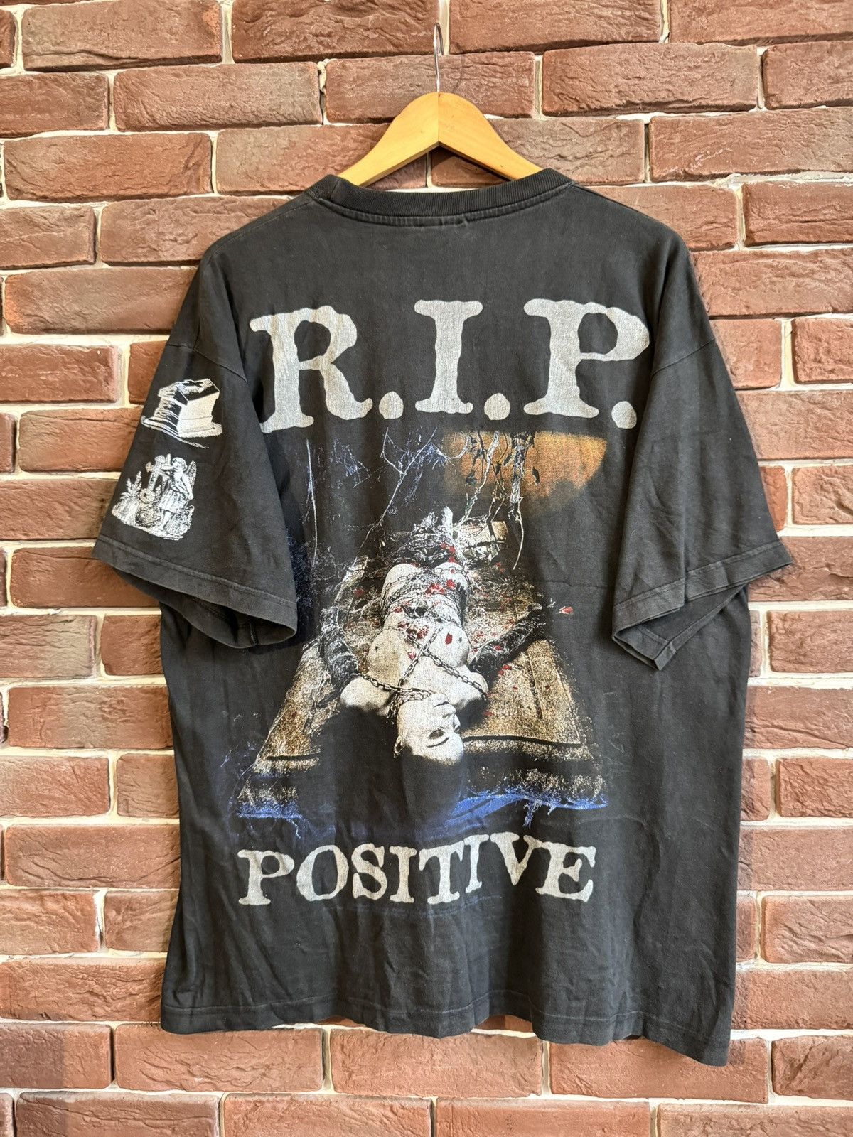 Band Tees Vintage 1998 Cradle of Filth Life Is Sacrifice Band Tshirt Size US XL / EU 56 / 4 - 2 Thumbnail