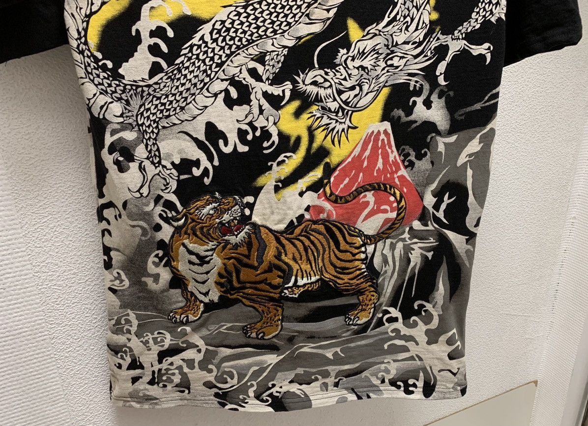 Japanese Brand Sukajan Japanese brand Japan fullprint black t-shirt L sz Size US L / EU 52-54 / 3 - 9 Thumbnail
