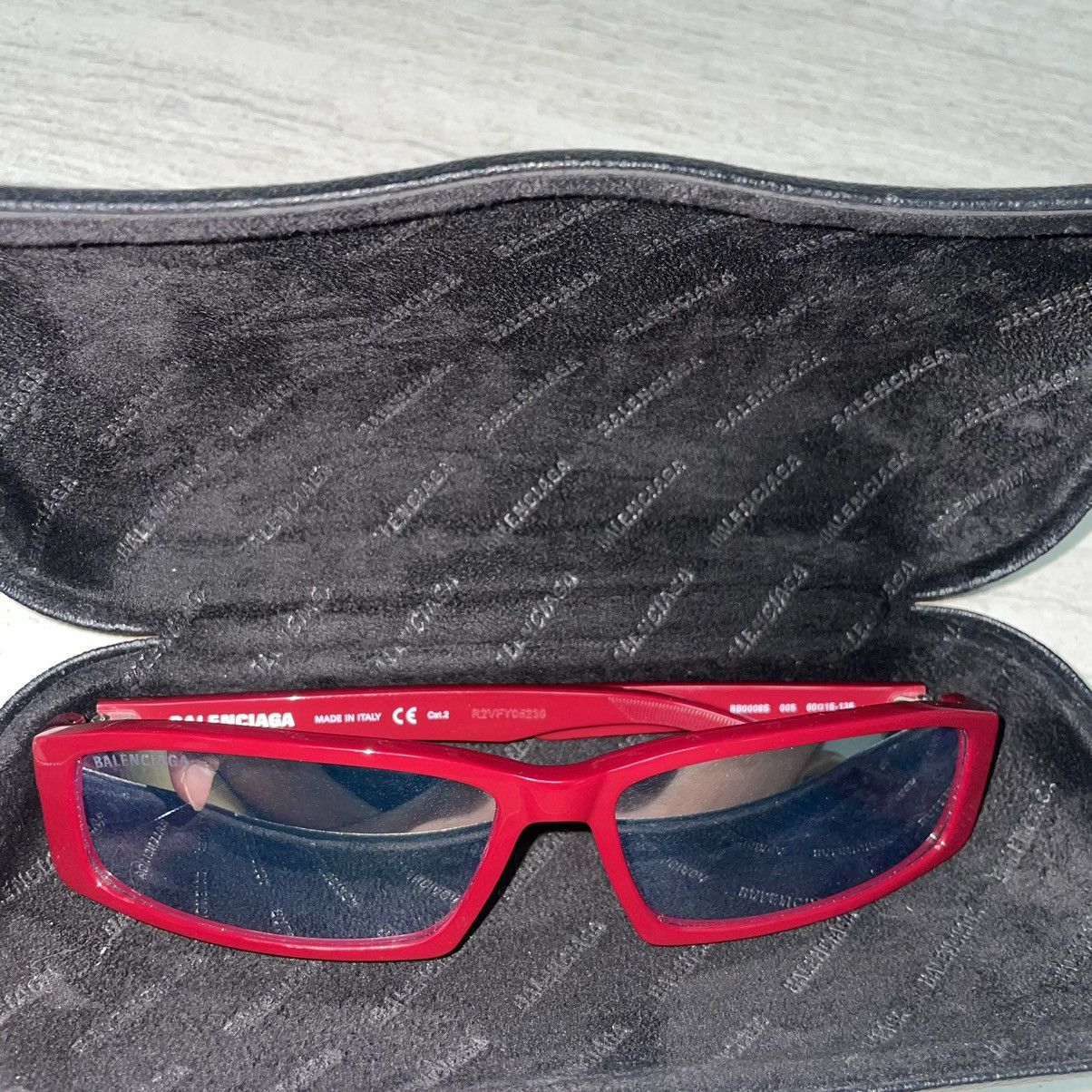 Balenciaga Balenciaga Mirror Sunglasses in Red Size ONE SIZE - 8 Thumbnail